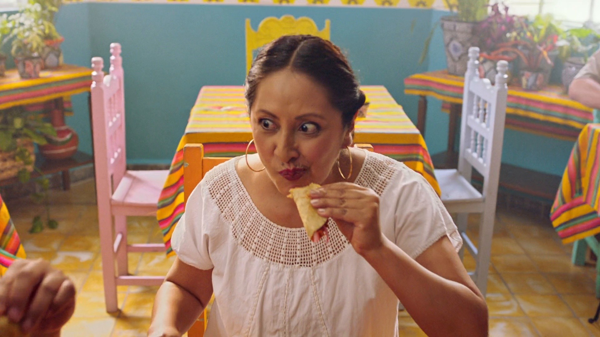 Soriana Institucional - Cantinflas (2021) —  shot,  lighting