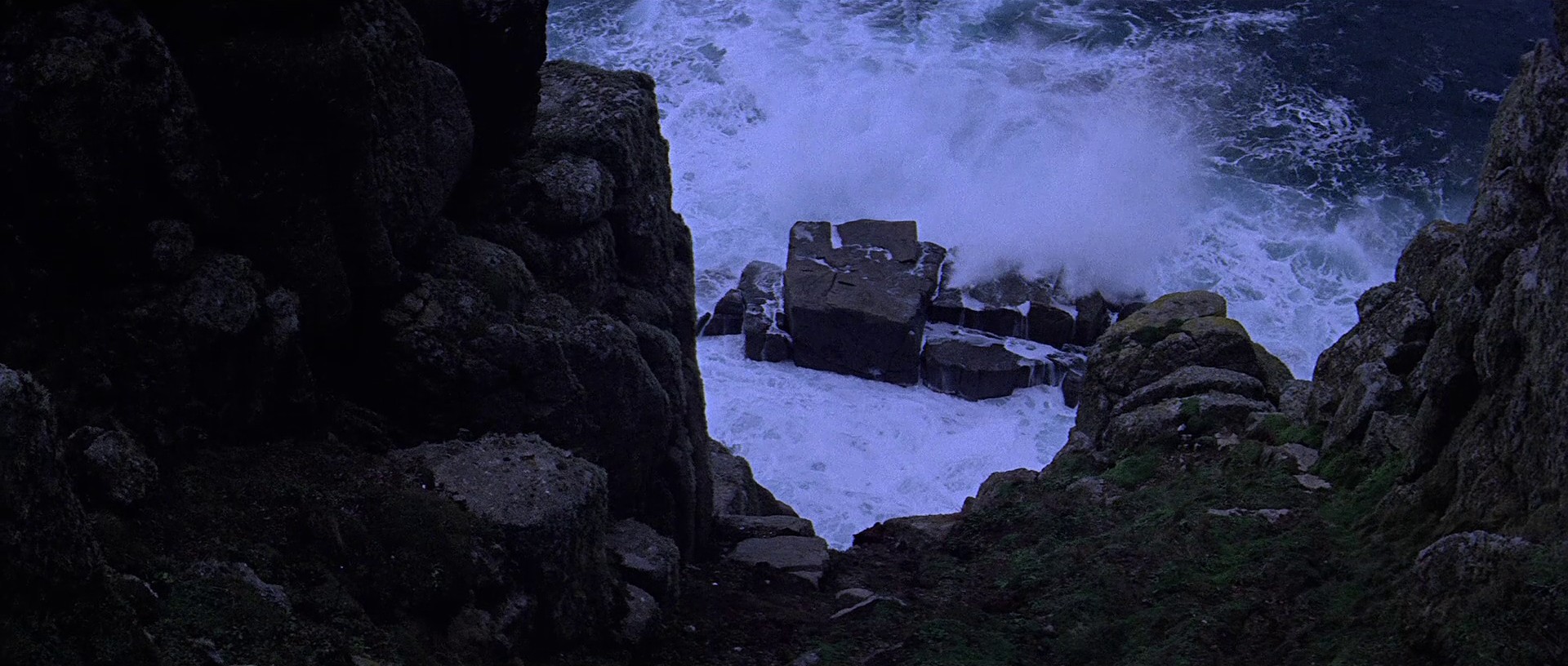 War-Gods of the Deep (1965) —  shot,  lighting