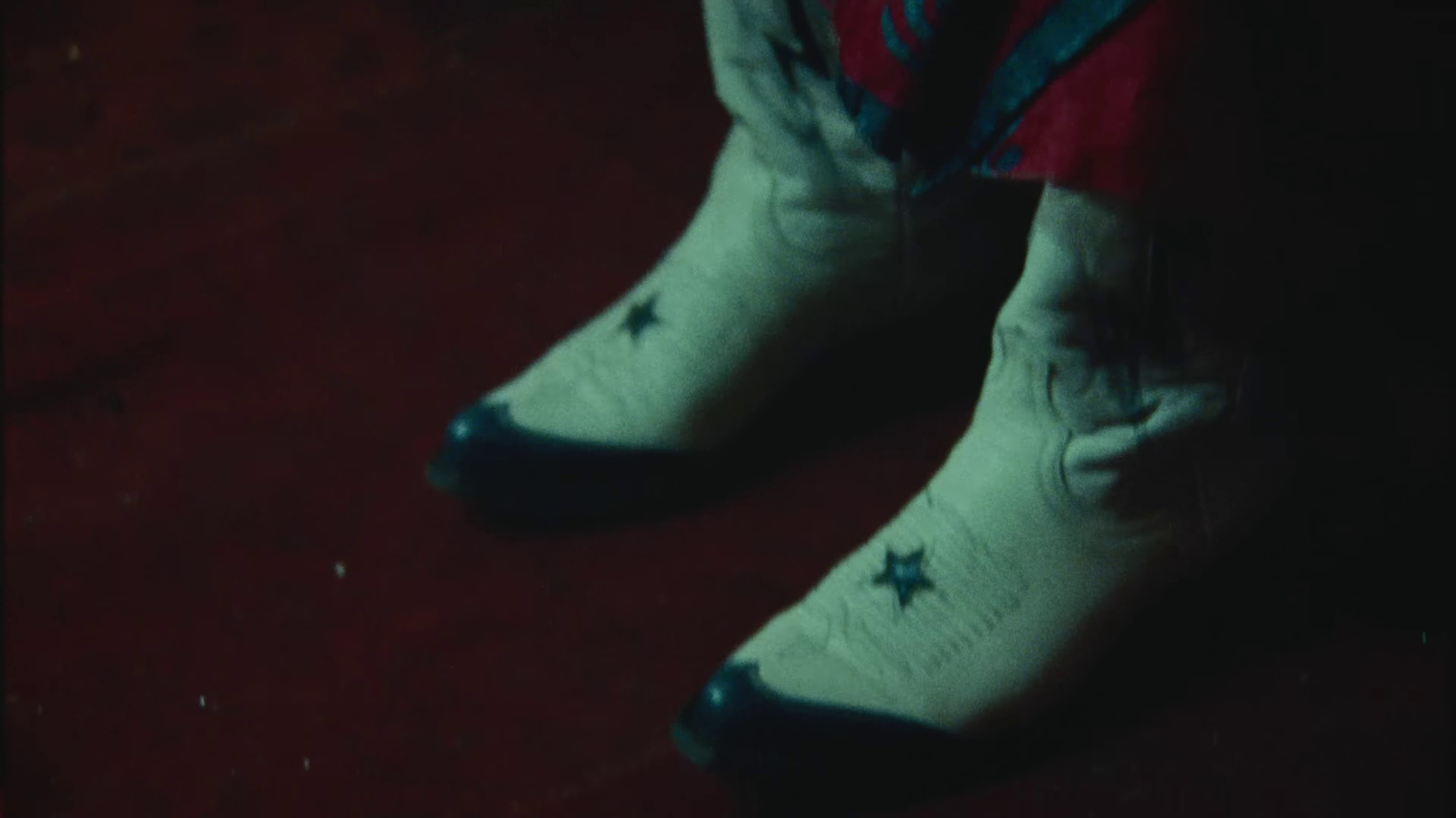 Phénomène (2023) —  shot,  lighting