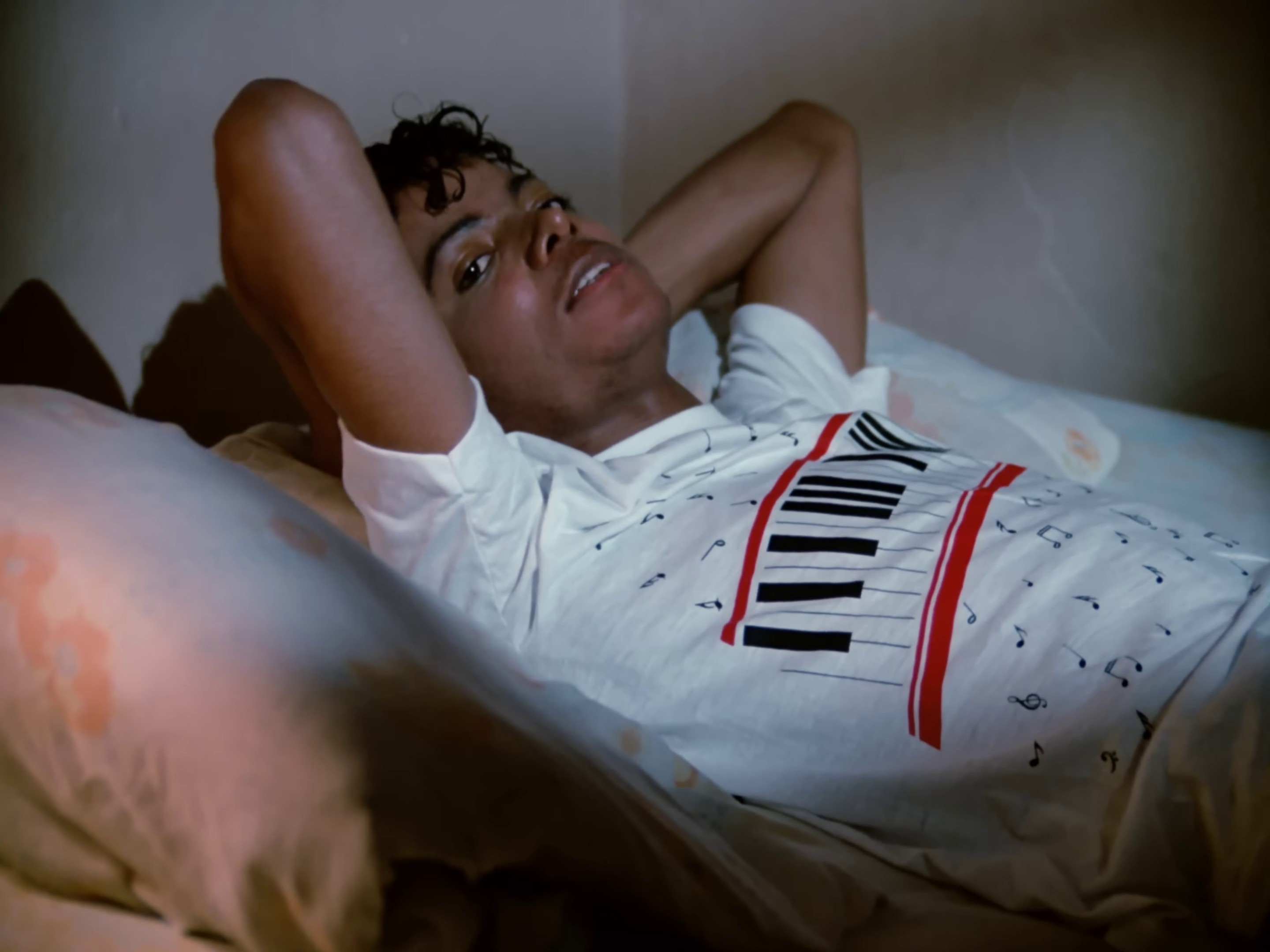 Beat it (1982) —  shot,  lighting