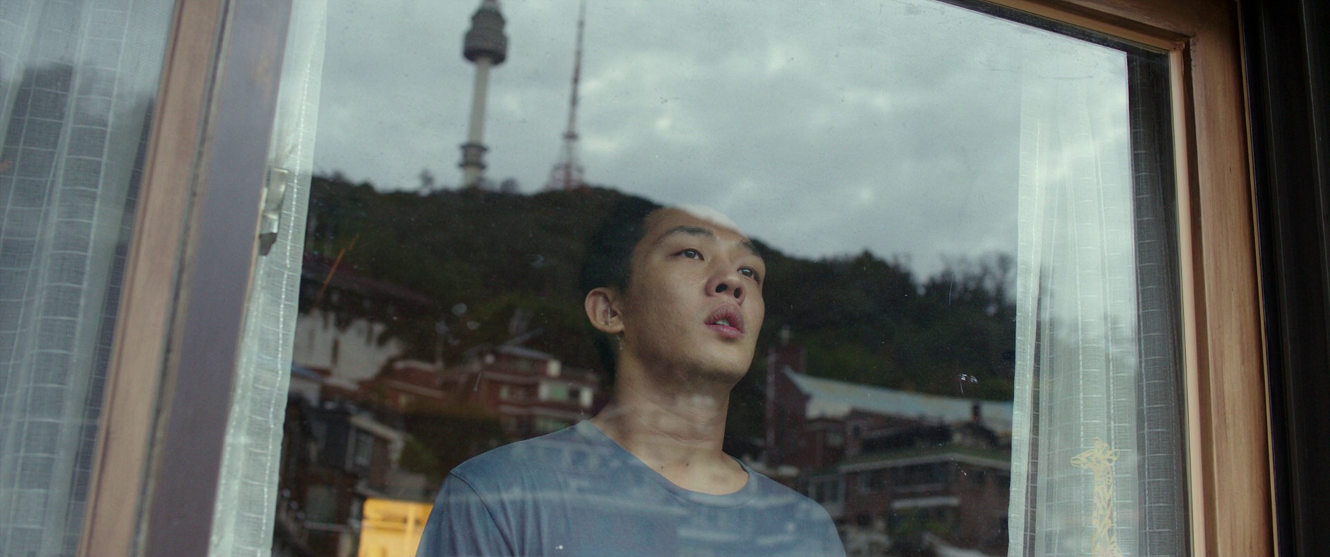 Burning (2018) —  shot,  lighting