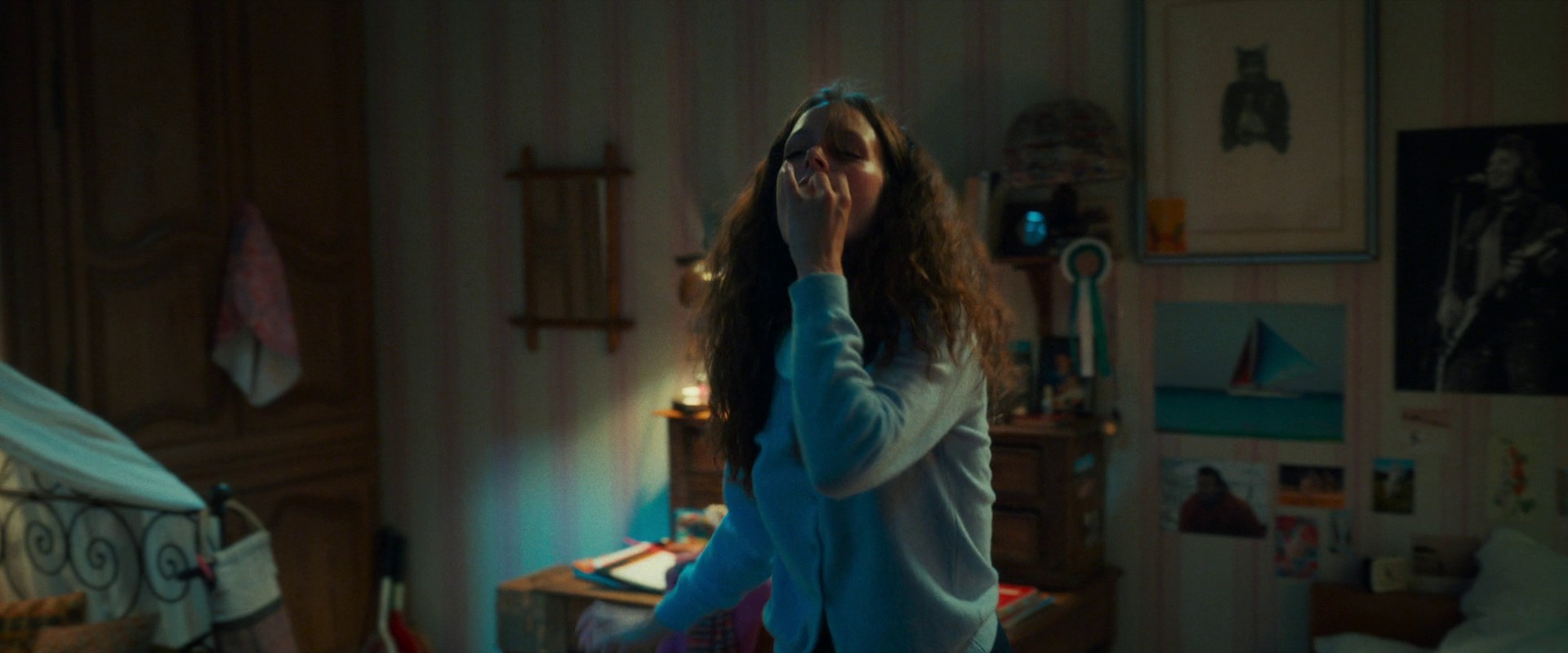 Flo (2023) —  shot,  lighting