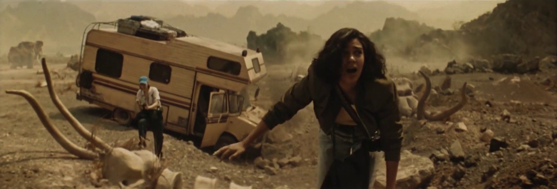 BOURSOBANK "La banque qu'on a envie de se recommander" (DC) - ROMAIN CHASSAING (2024) —  shot,  lighting