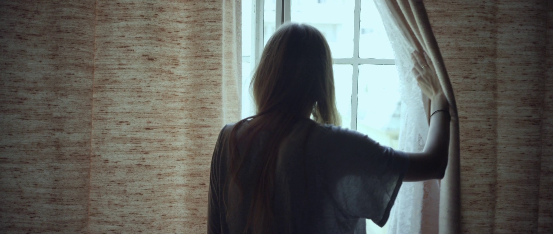 Fineshrine (2012) —  shot,  lighting