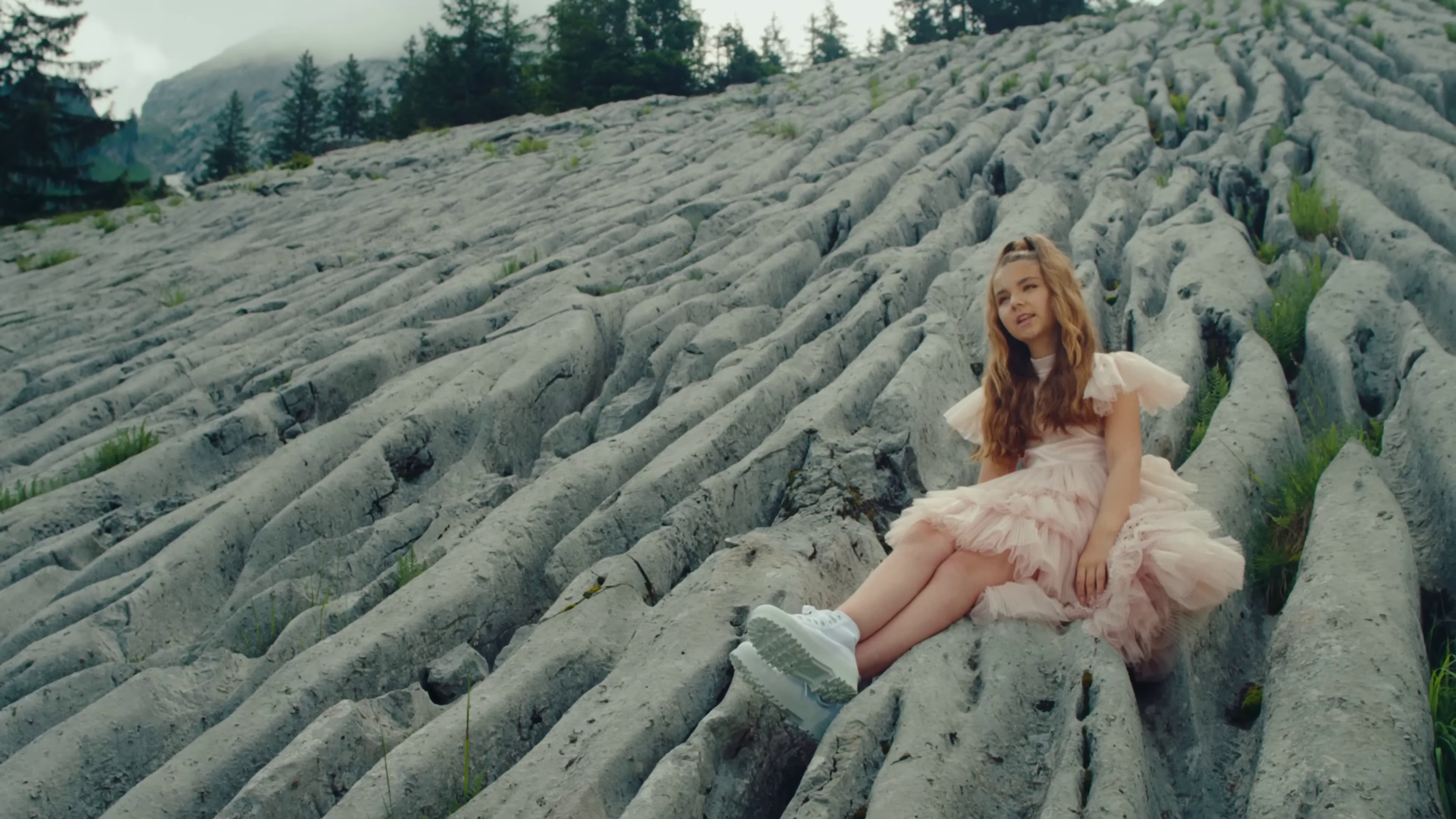 En vrai (2023) —  shot,  lighting