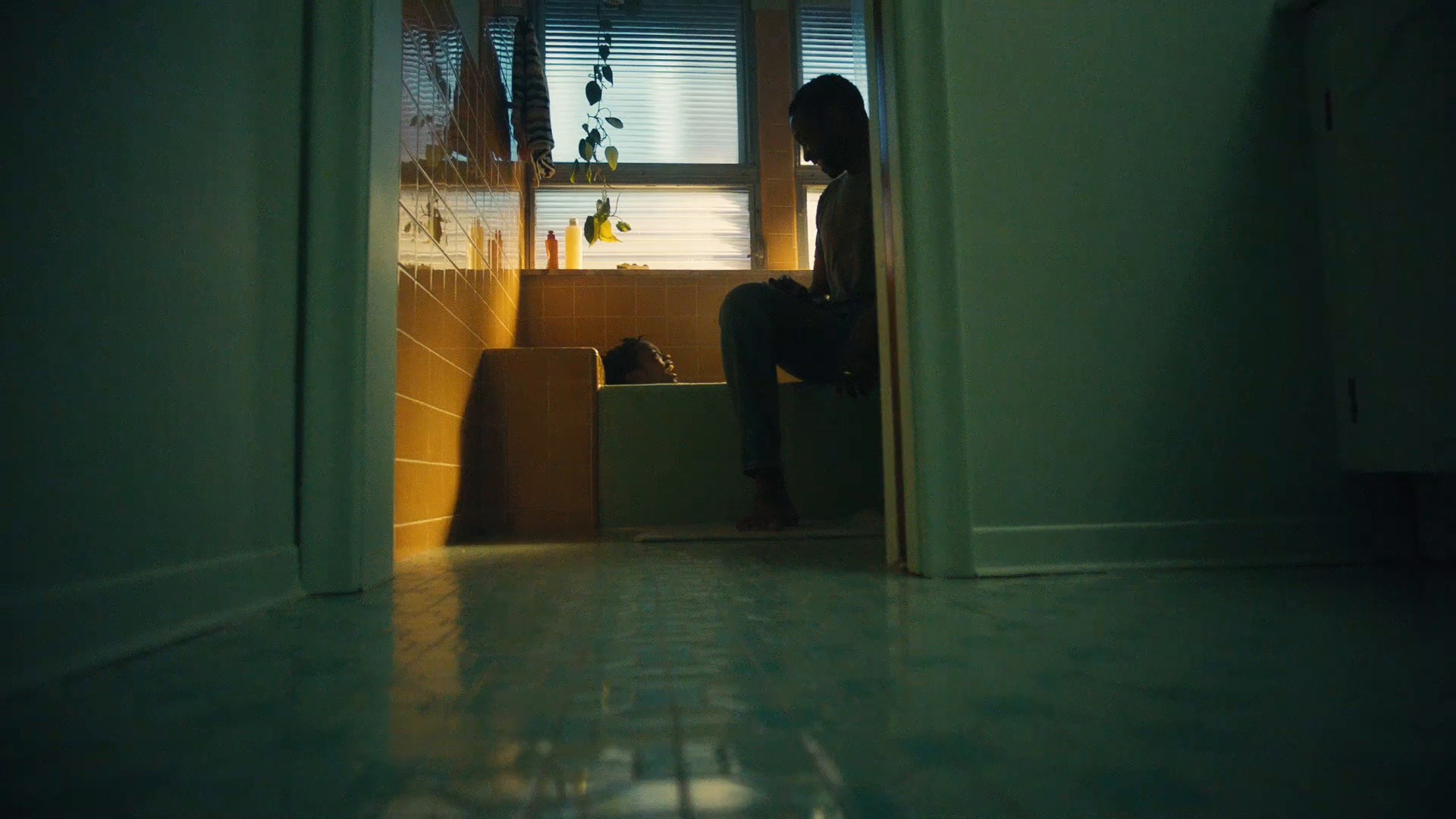 Expedia "Wisdom & Obi" (2024) —  shot,  lighting