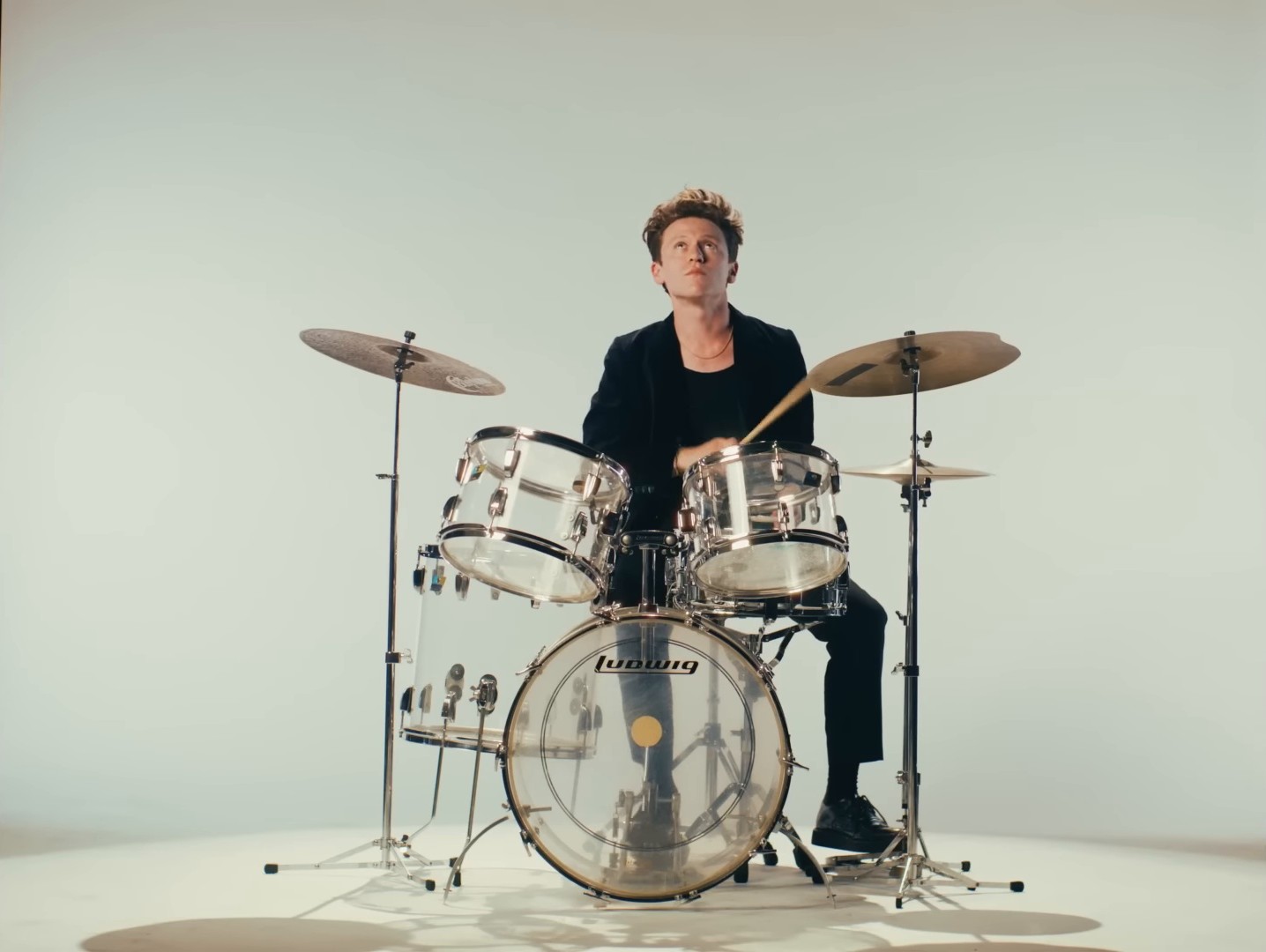 Too Easy (2024) —  shot,  lighting