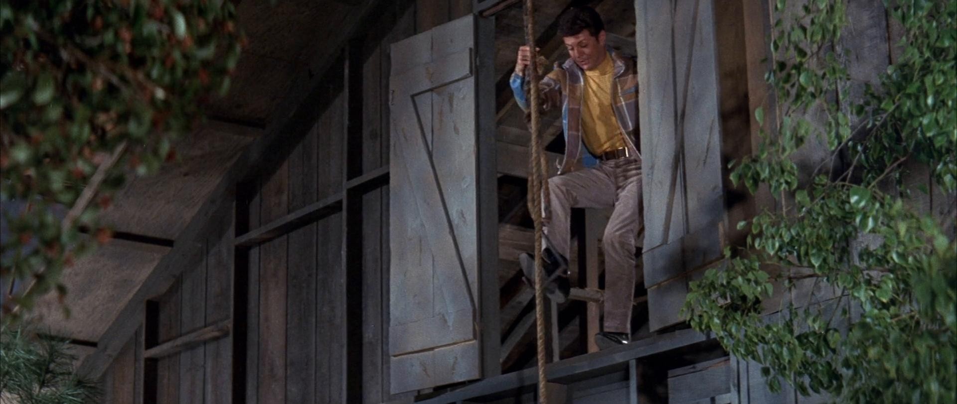 Fireball 500 (1966) —  shot,  lighting