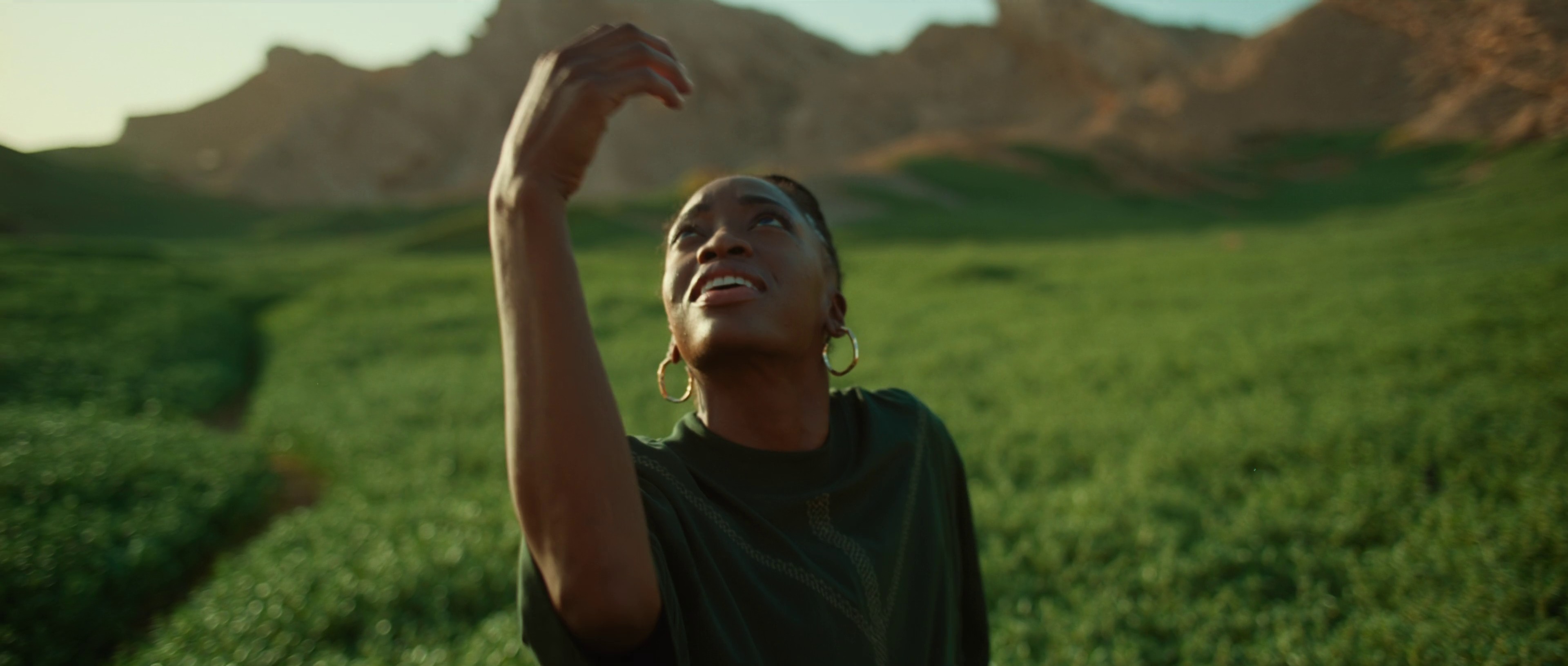 Experience Abu Dhabi - Find Your Pace (2024) —  shot,  lighting