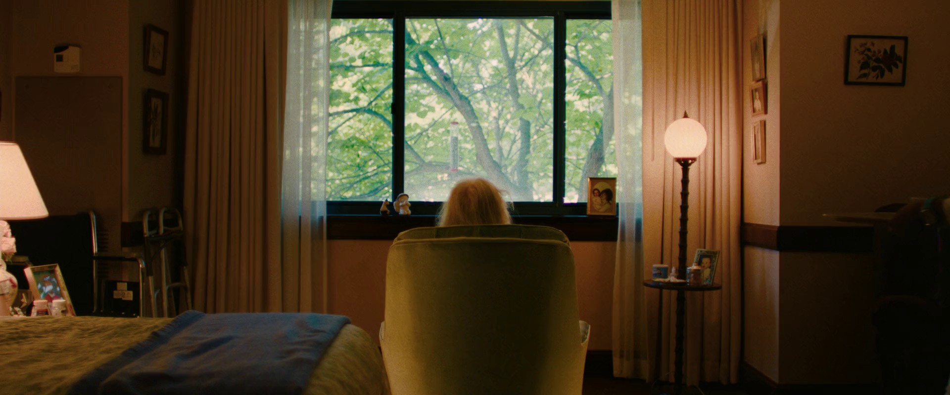 I Care a Lot (2020) —  shot,  lighting