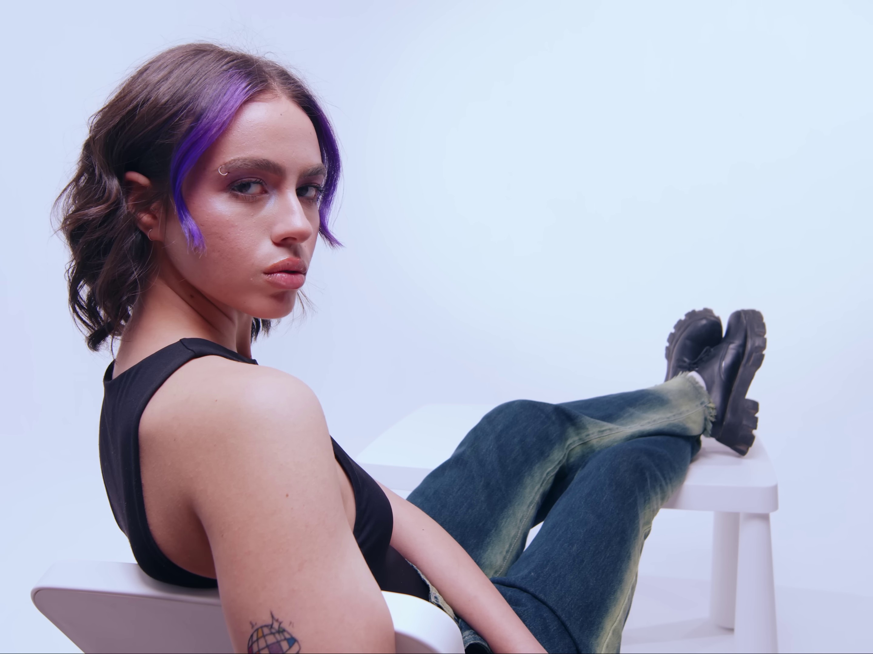 Wana (2023) —  shot,  lighting