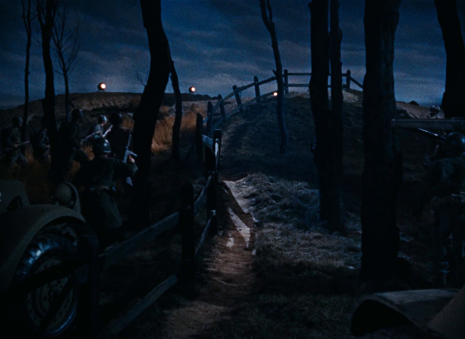 Invaders from Mars (1958) —  shot,  lighting