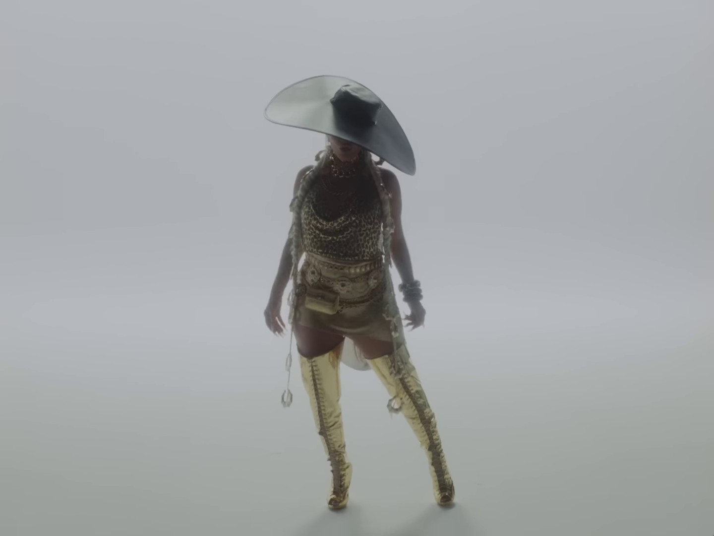 PERDIÓ (2024) —  shot,  lighting