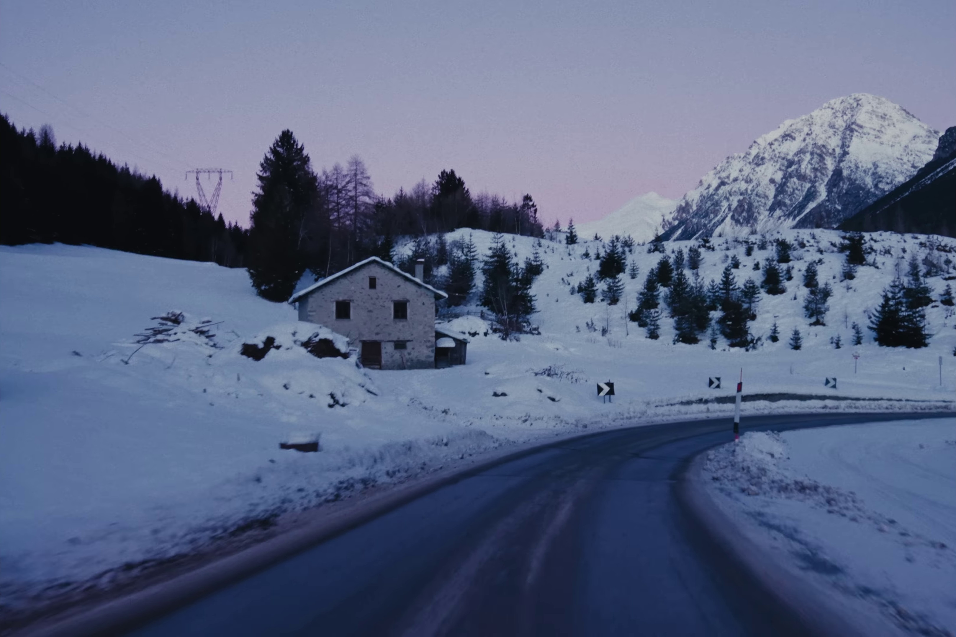 Ricominciamo tutto (2024) —  shot,  lighting