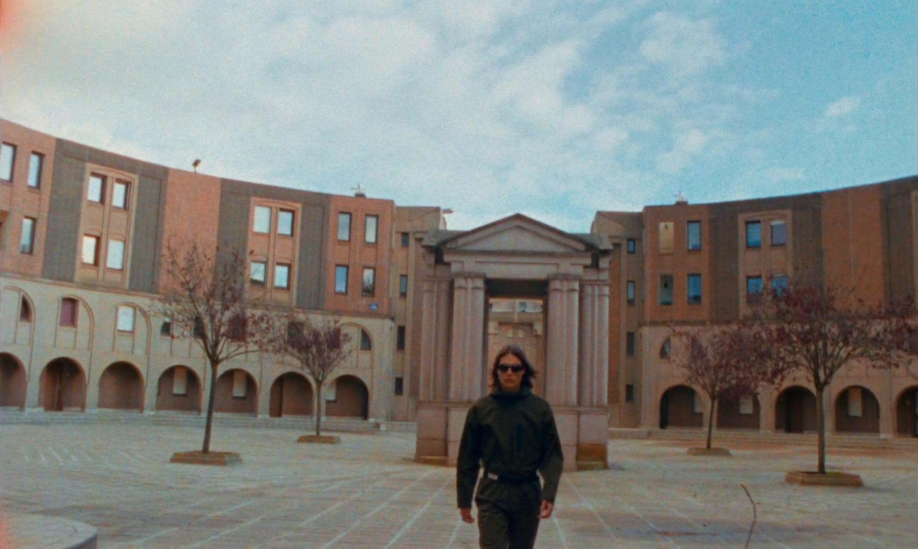 GIVENCHY FALL20 (2019) —  shot,  lighting