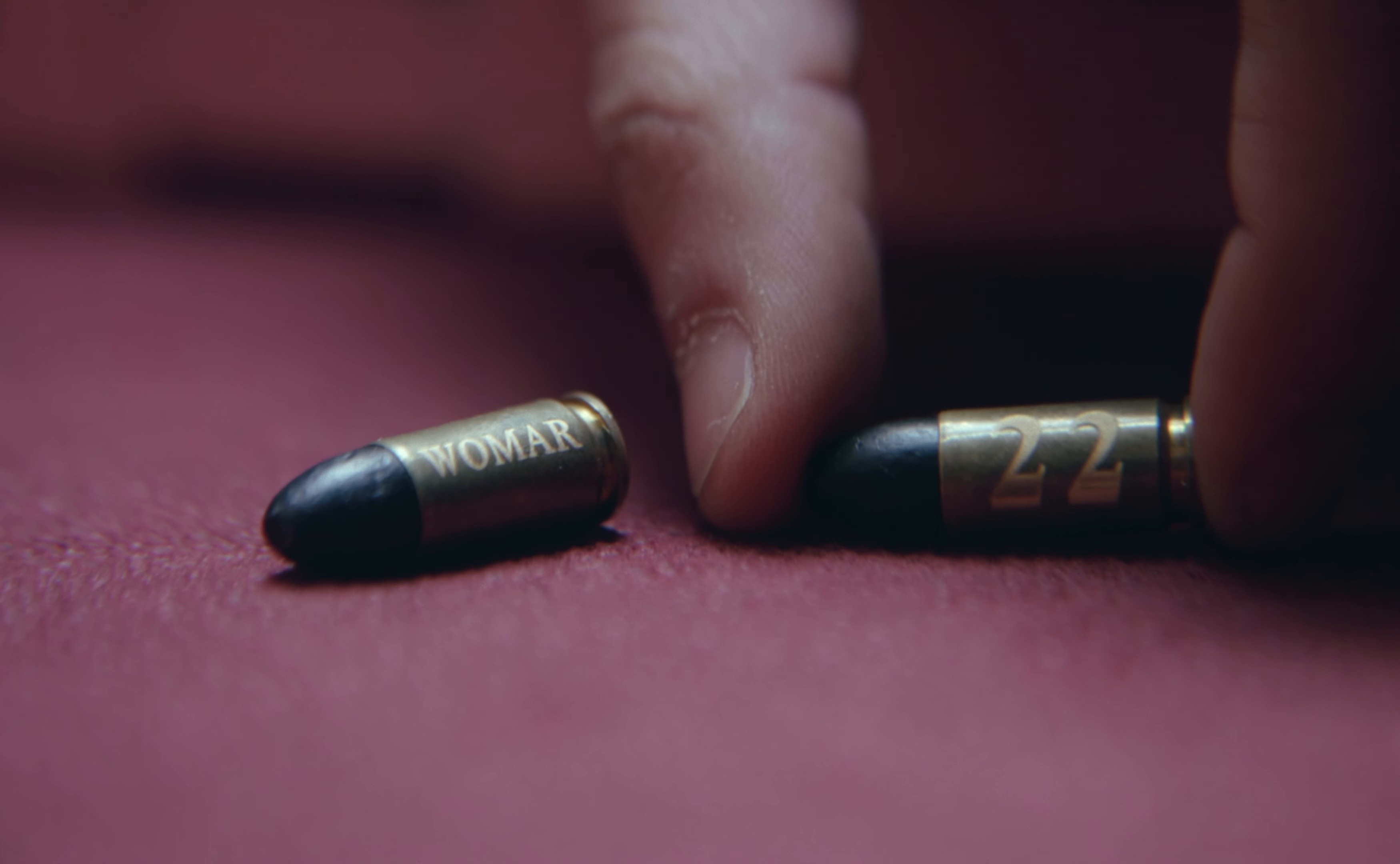 Como un tiro (2025) —  shot,  lighting