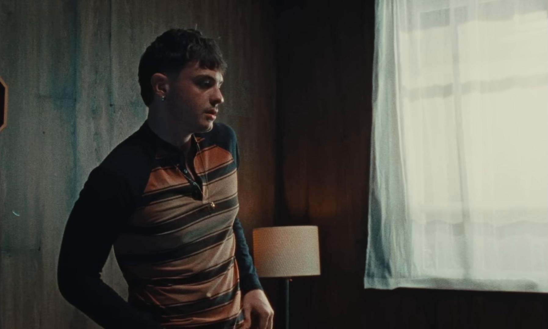 Per due come noi (2024) —  shot,  lighting