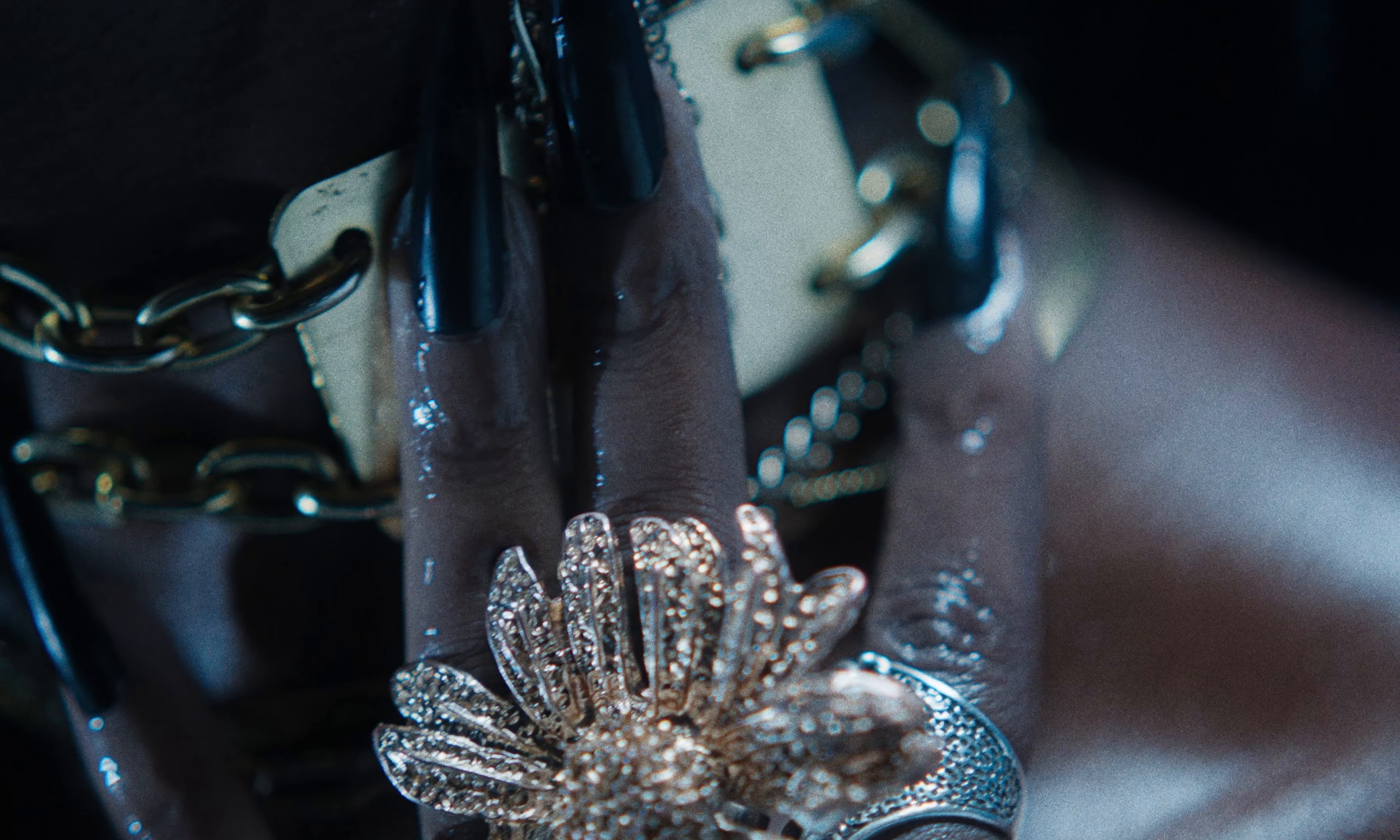 MON AMOUR (2025) —  shot,  lighting