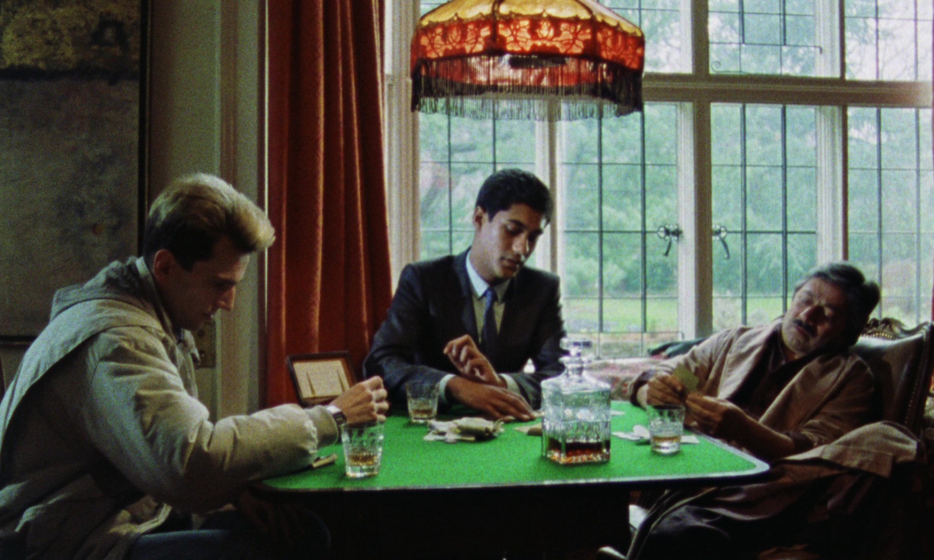 My Beautiful Laundrette (1985) —  shot,  lighting