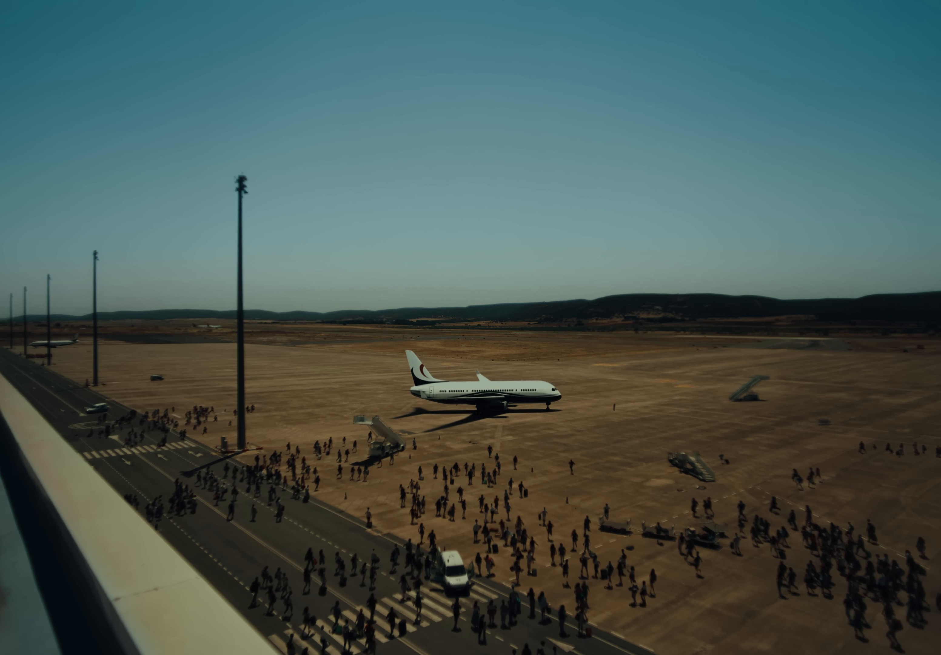 Danny Ocean - escala en Panamá (OFFICIAL VIDEO) (2024) —  shot,  lighting