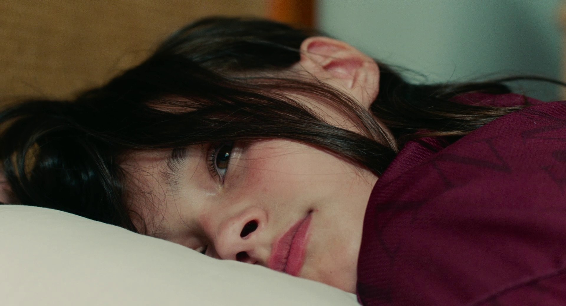  Aftersun (2022) —  shot,  lighting