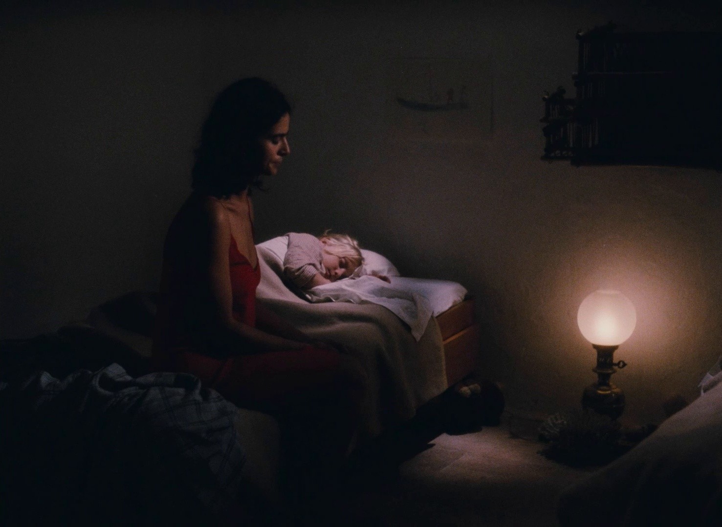 Hovering Over the Water (1993) —  shot,  lighting