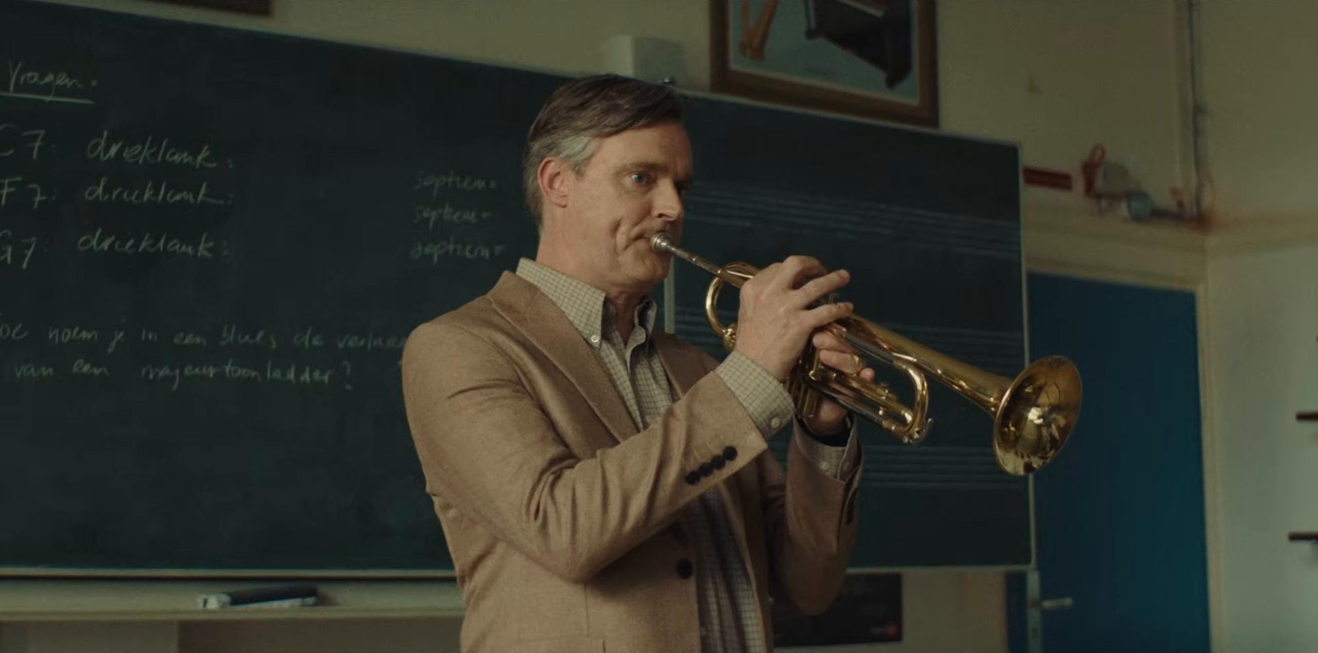 Straf (2026) —  shot,  lighting