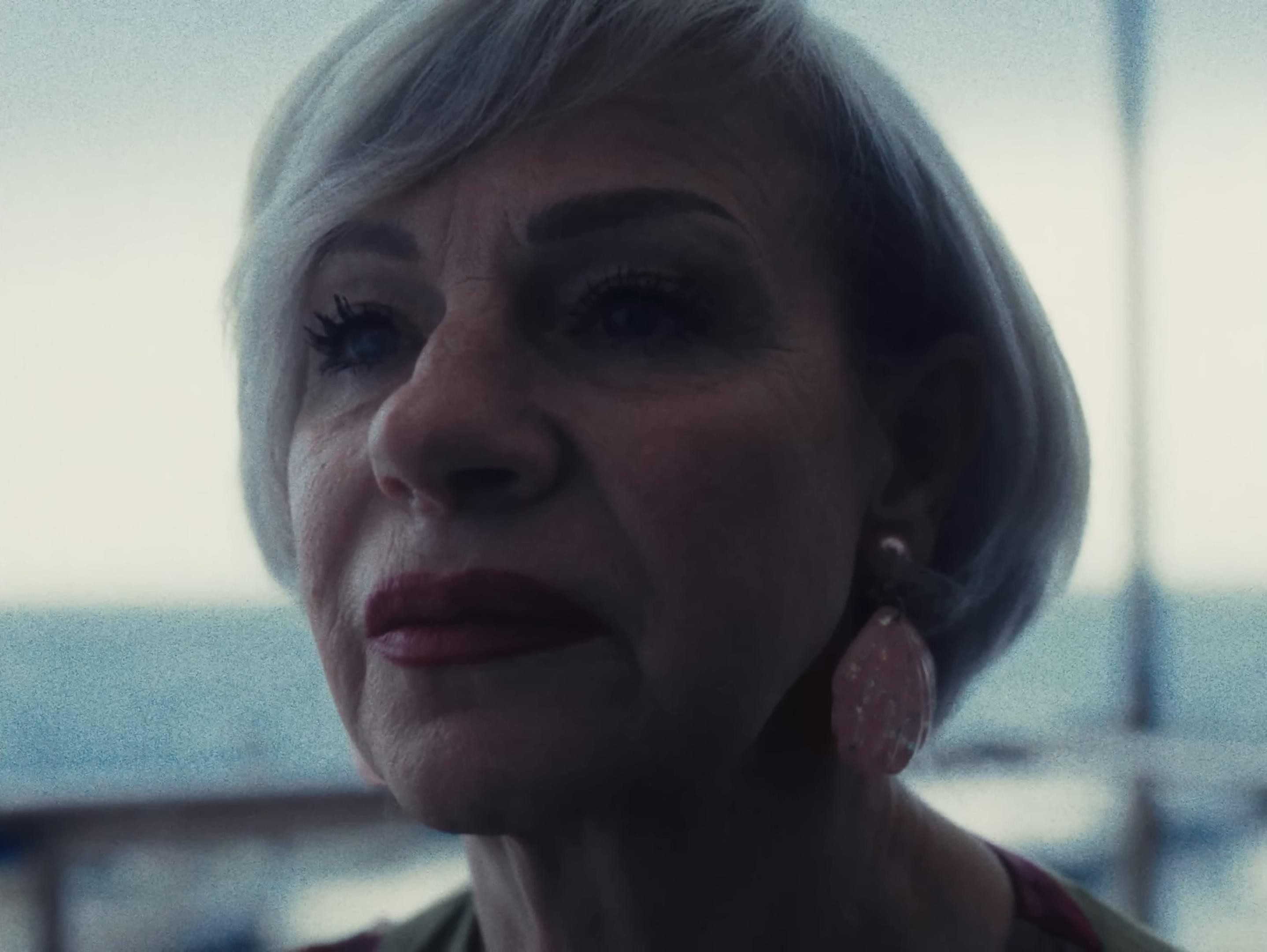 Bottiglie Vuote (2025) —  shot,  lighting