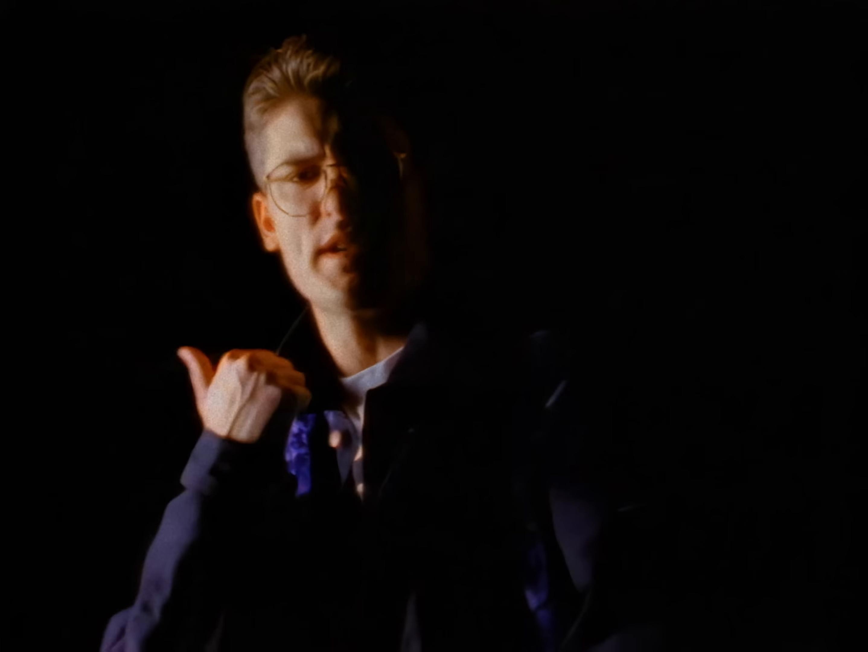 Informer (2019) —  shot,  lighting