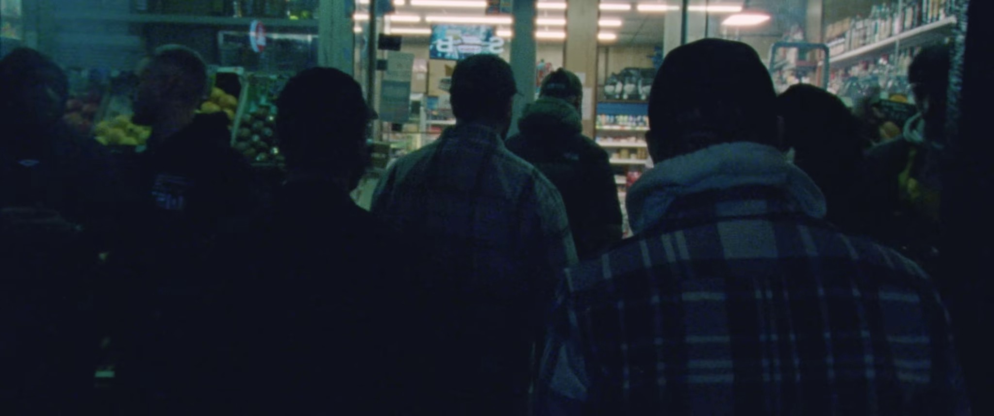 SZR 2001 (2022) —  shot,  lighting