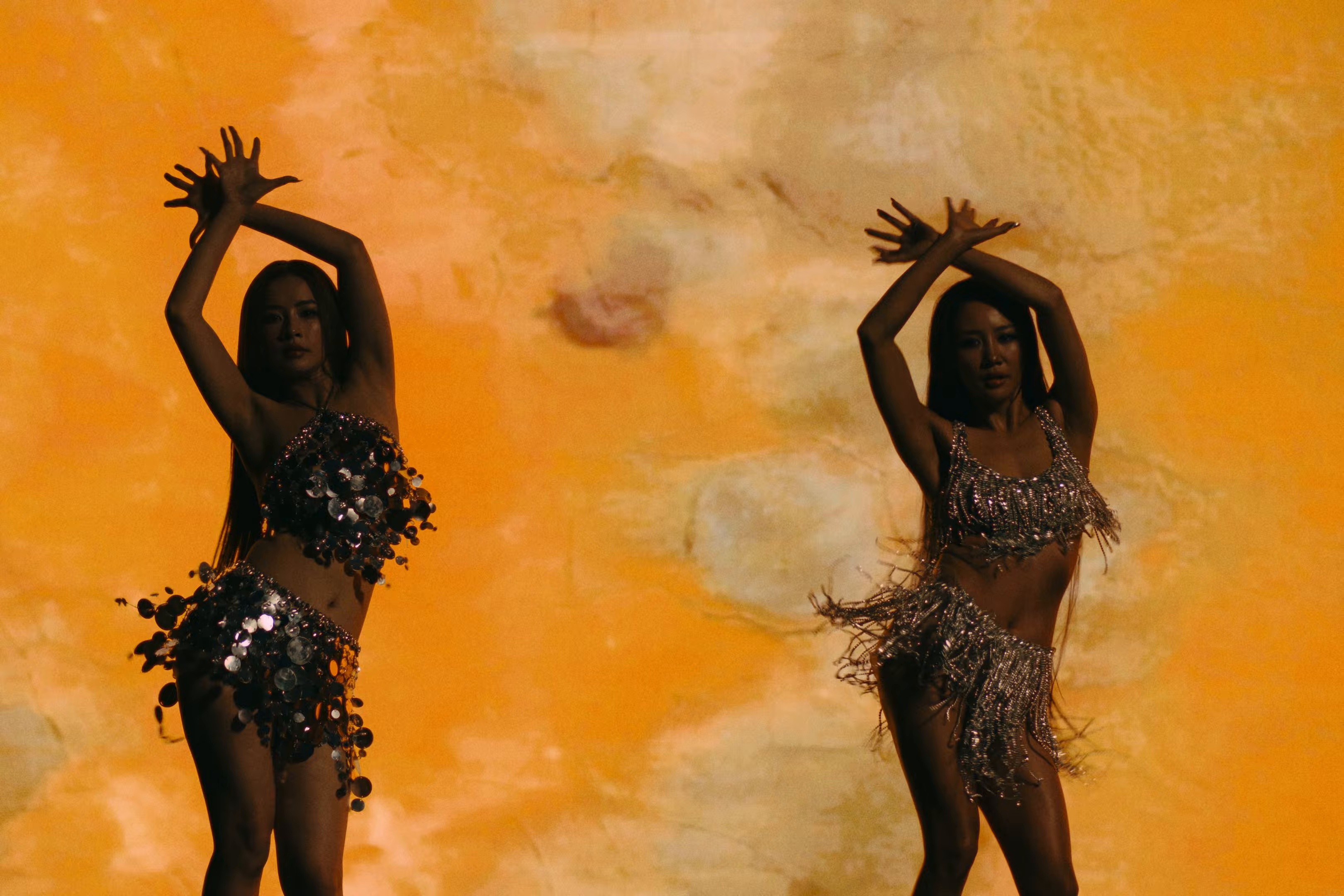 VƯỜN HỒNG (2025) —  shot,  lighting