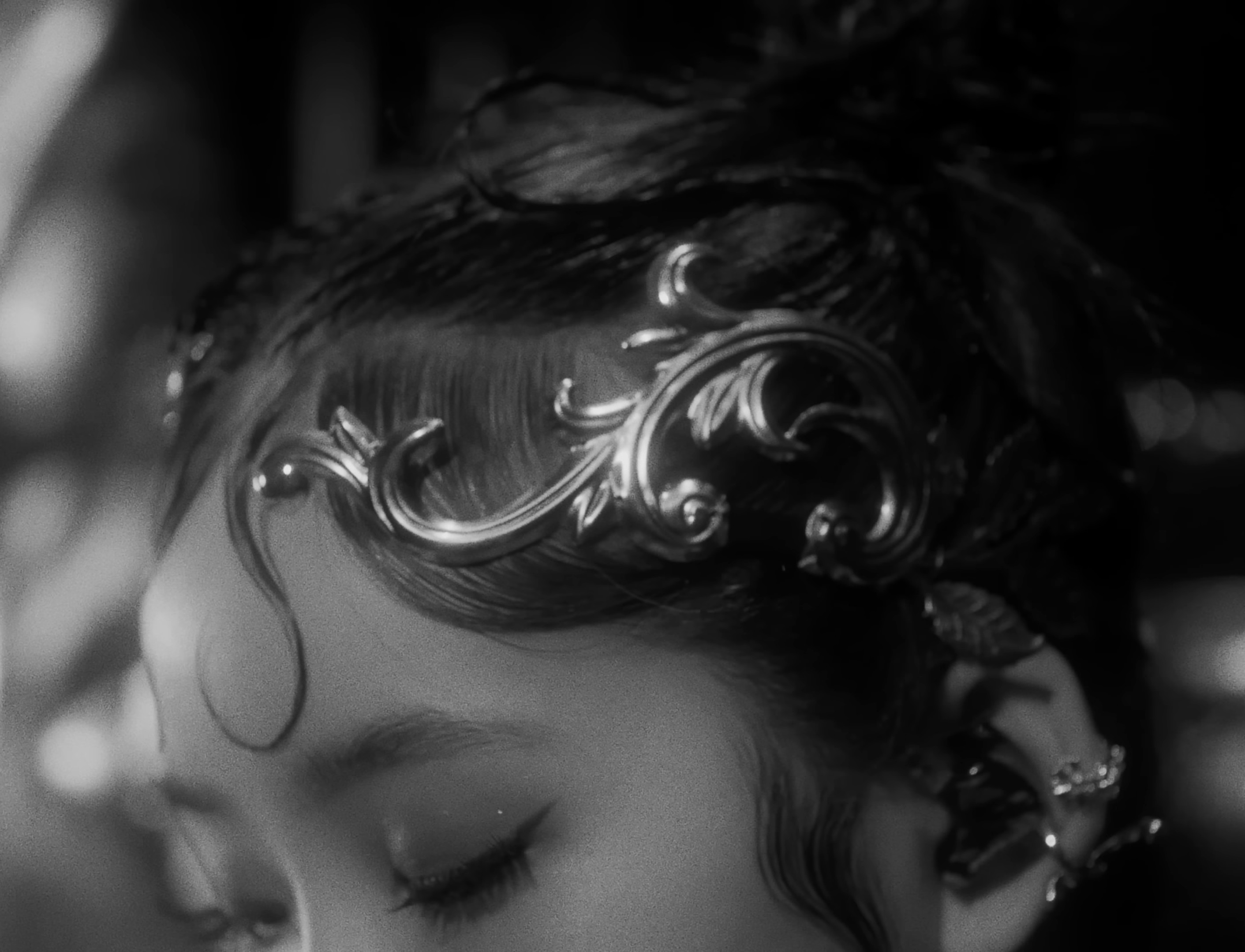 GALZ XYPHER (2022) —  shot,  lighting