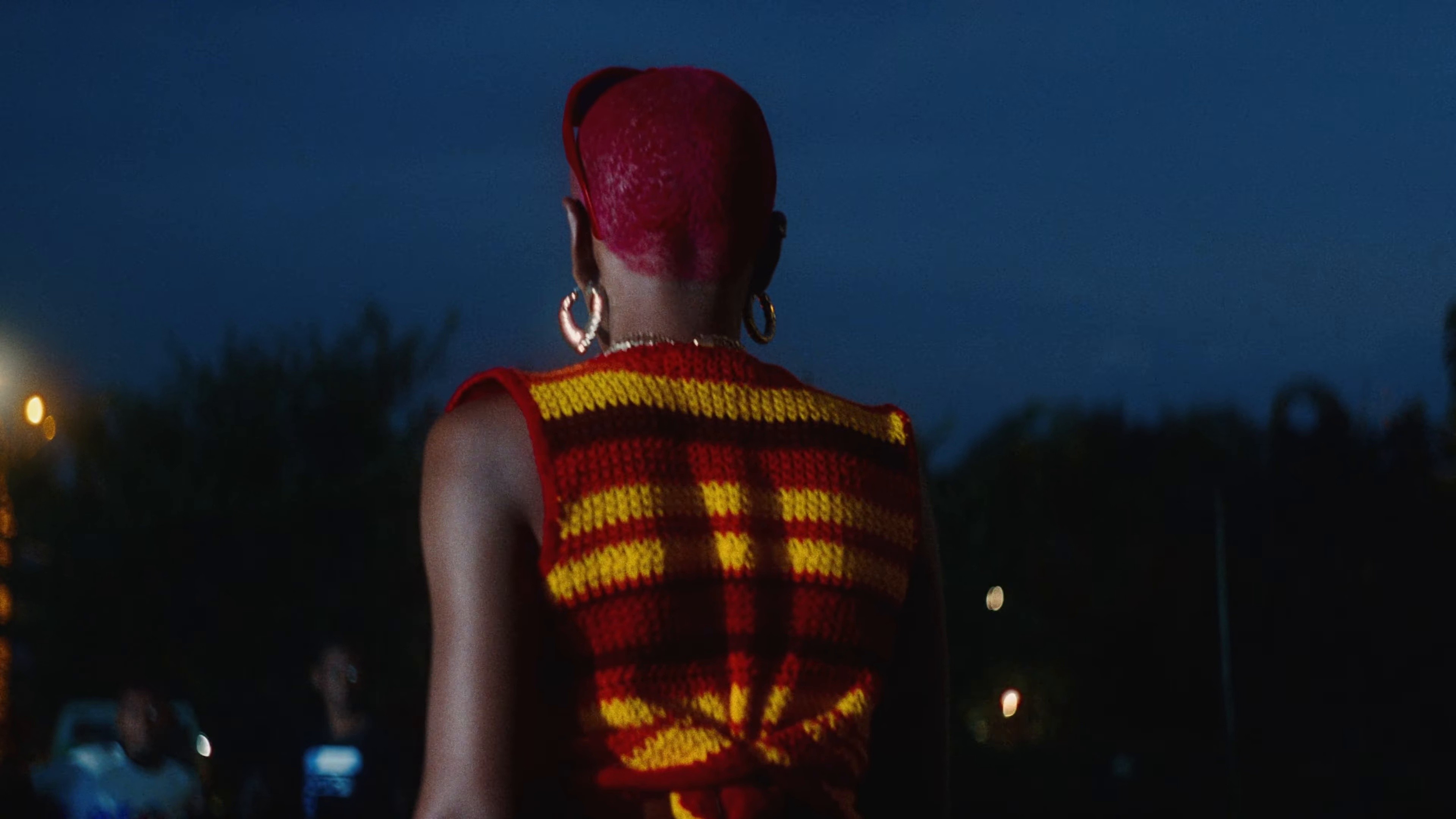 TILIN CHILIN (2024) —  shot,  lighting