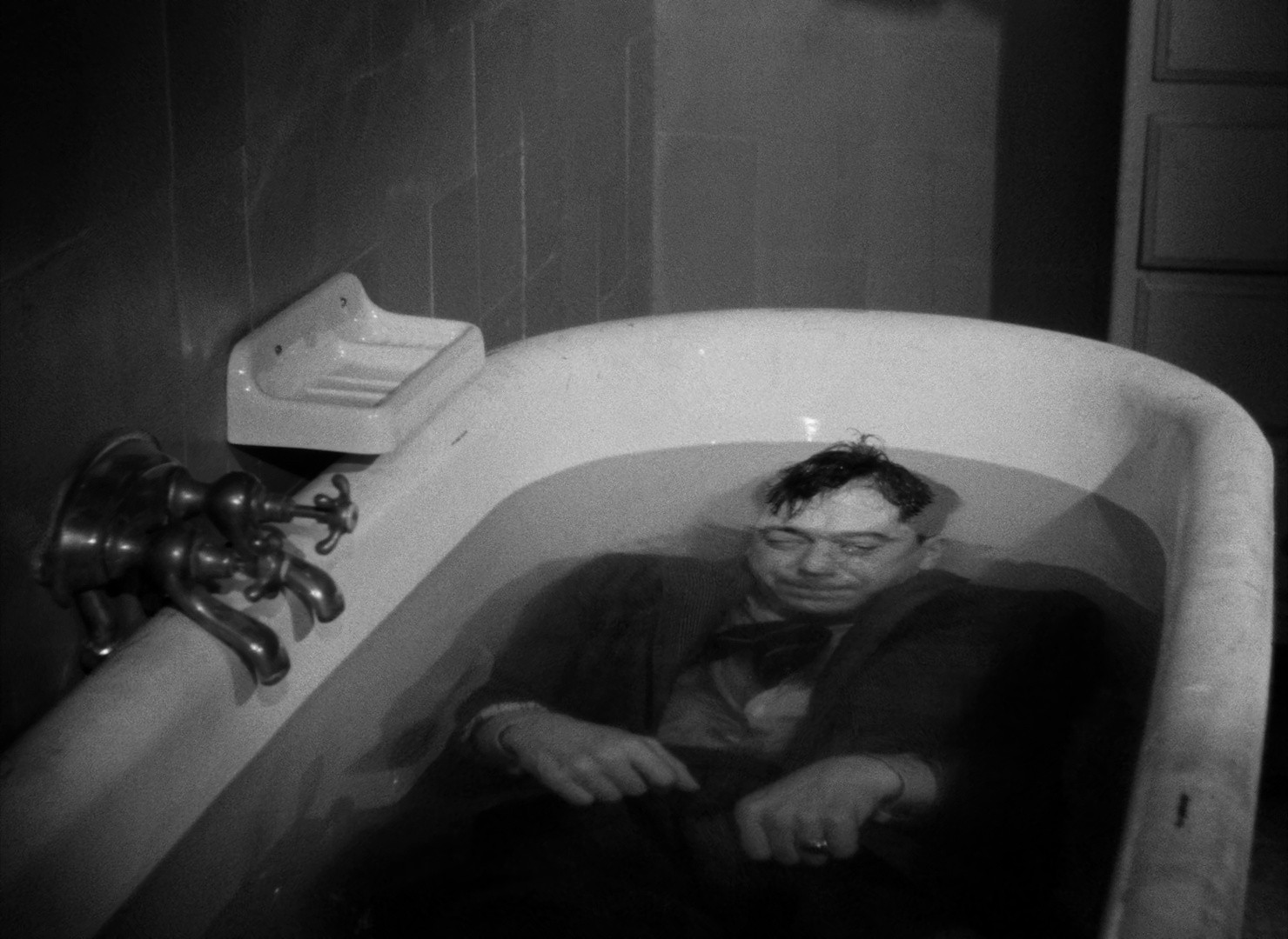 Diabolique (1955) —  shot,  lighting