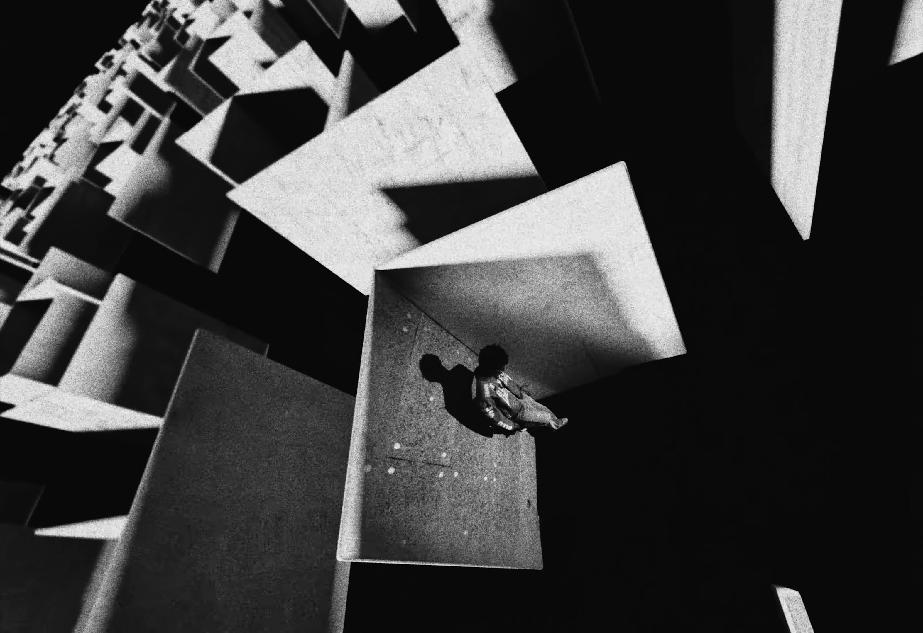 Sincère (2025) —  shot,  lighting