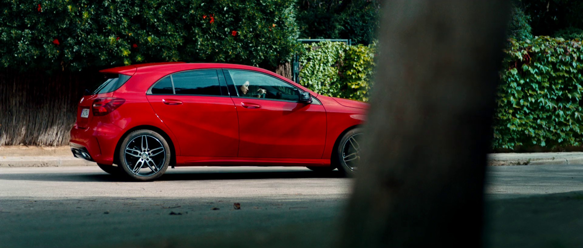 Grow up: “Spend time with family” – Mercedes-Benz original (2017) —  shot,  lighting