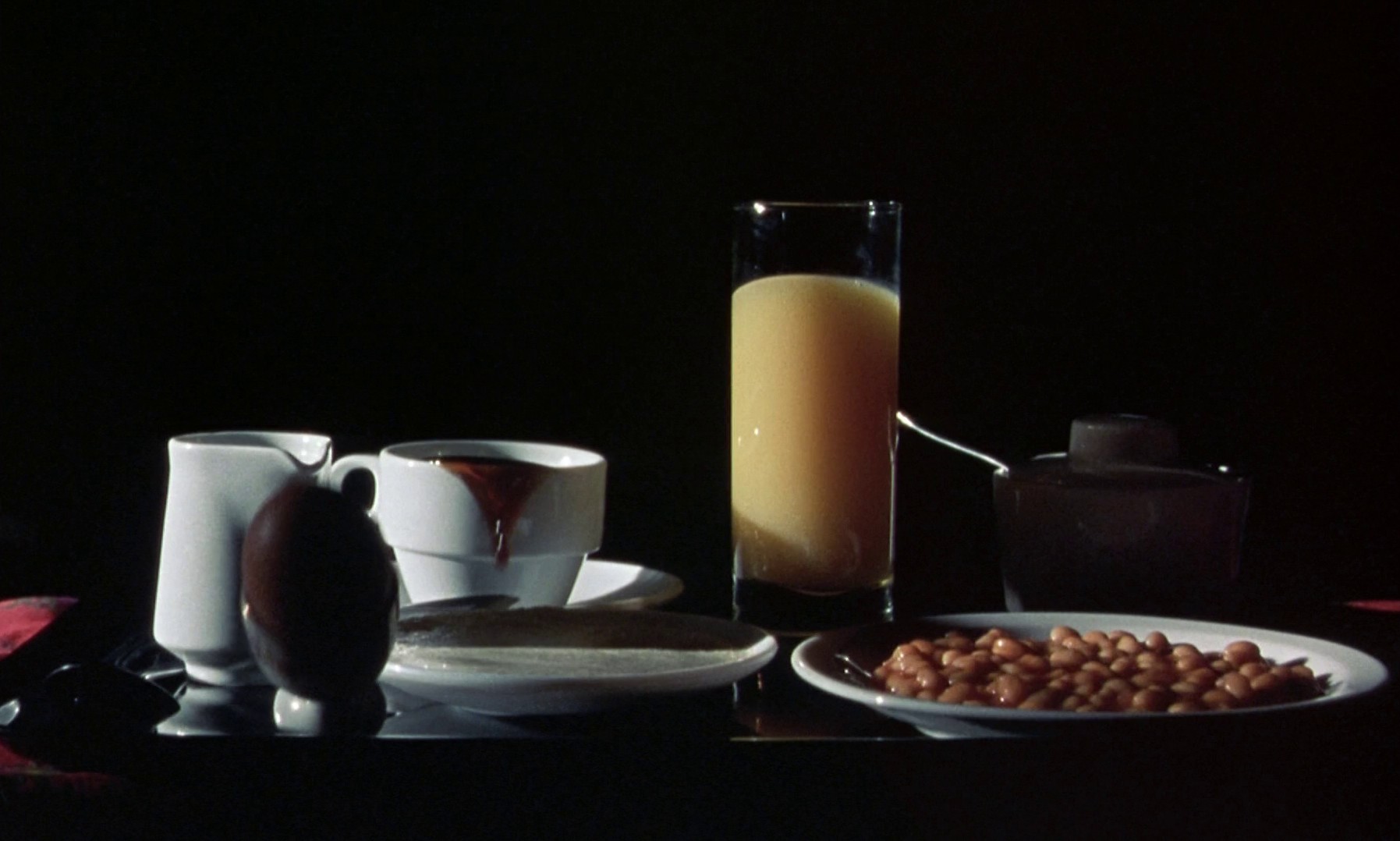 8 ½ Women (1999) —  shot,  lighting