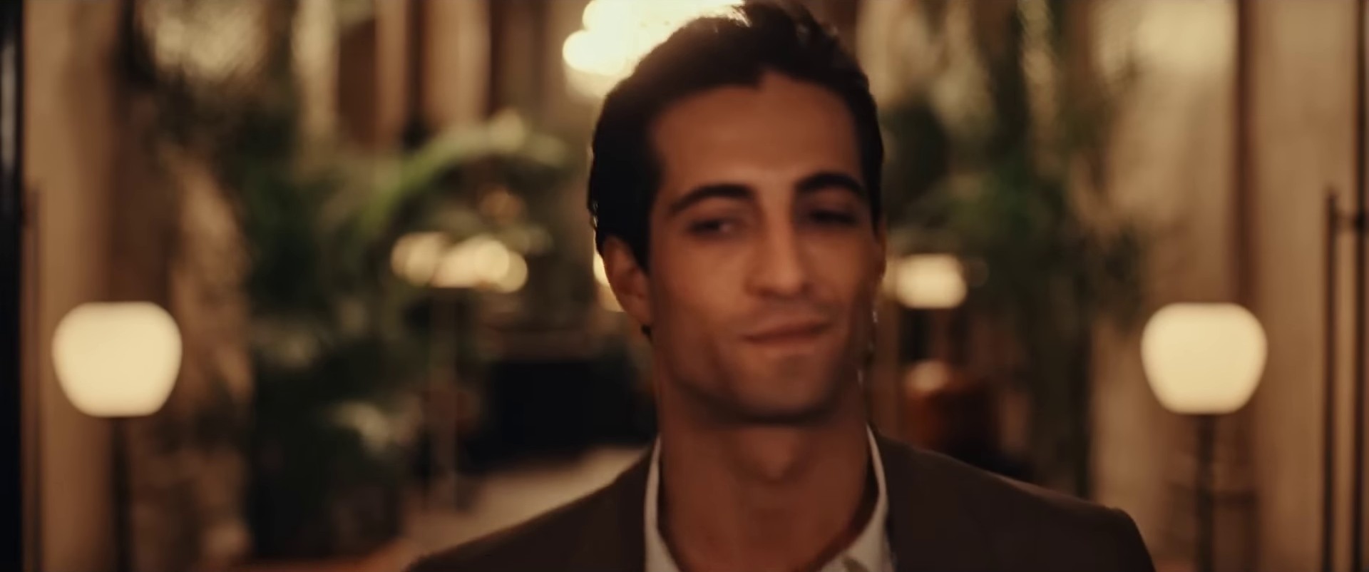 Maserati Folgore. It Turns You On (Featuring Damiano David) (2024) —  shot,  lighting