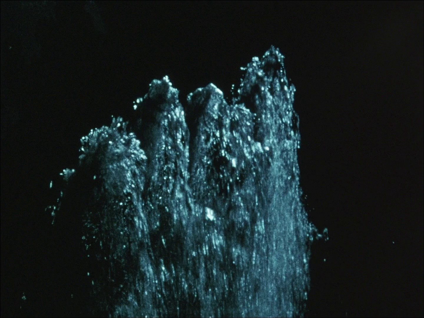 Eaux d'artifice (1953) —  shot,  lighting