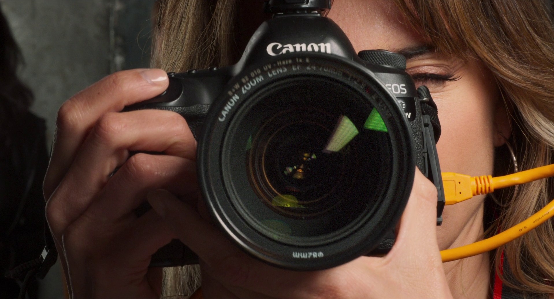 Parallel Mothers (2021) —  shot,  lighting