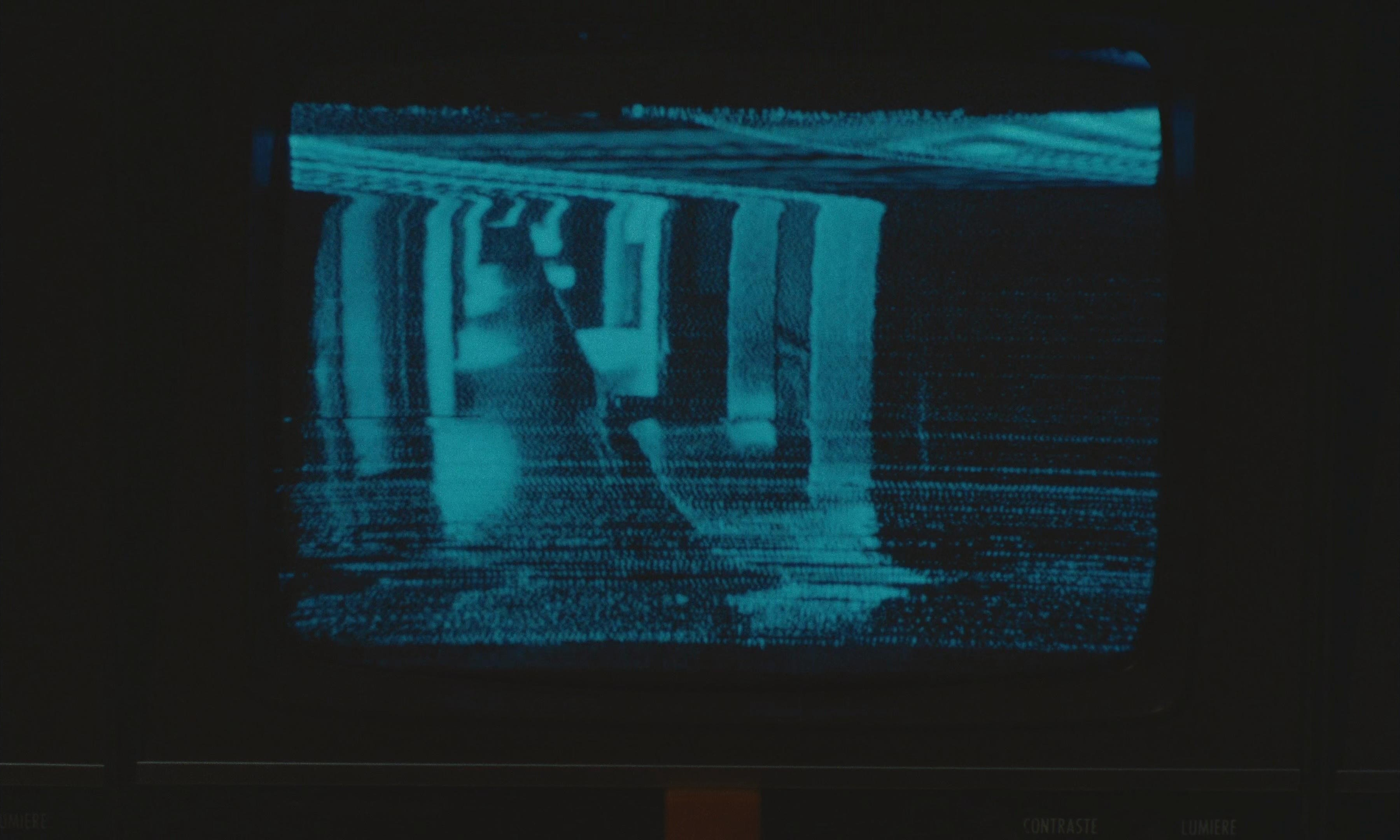 L'argent des autres (1978) —  shot,  lighting