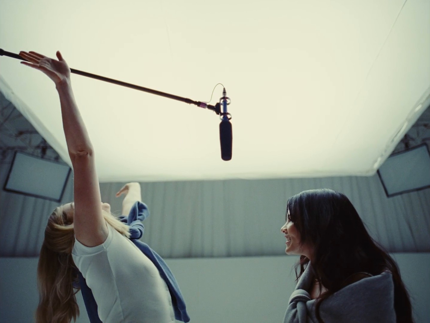 American Eagle "Live Your Life" 30s (2024) —  shot,  lighting