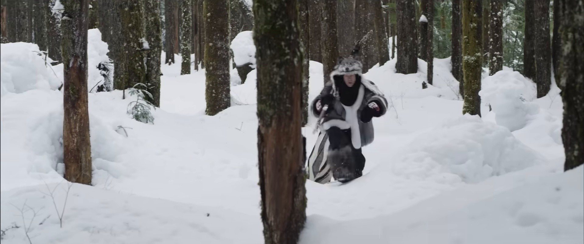 CAN'T HOLD US (2013) —  shot,  lighting