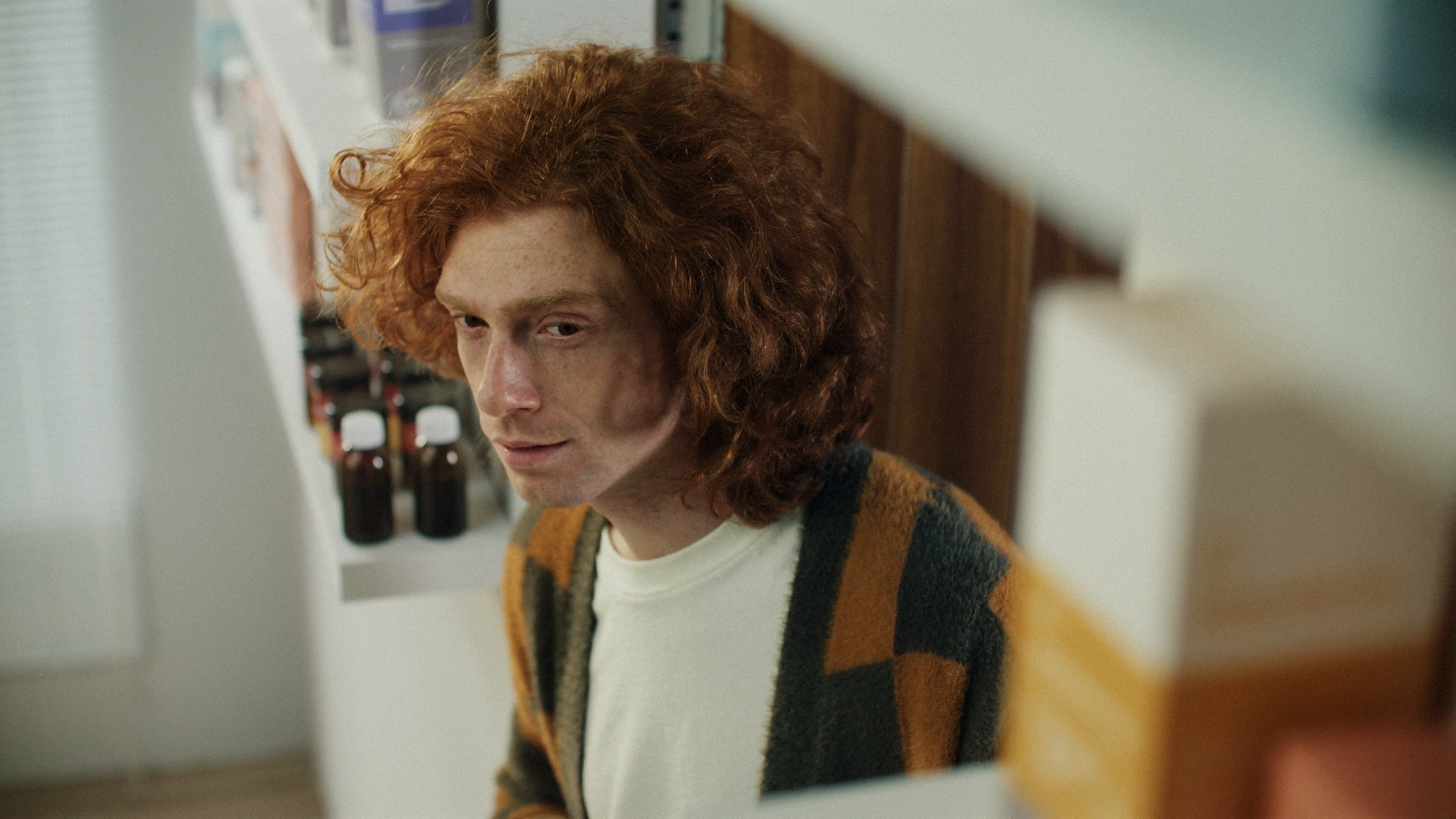 Yandex Eda (2025) —  shot,  lighting