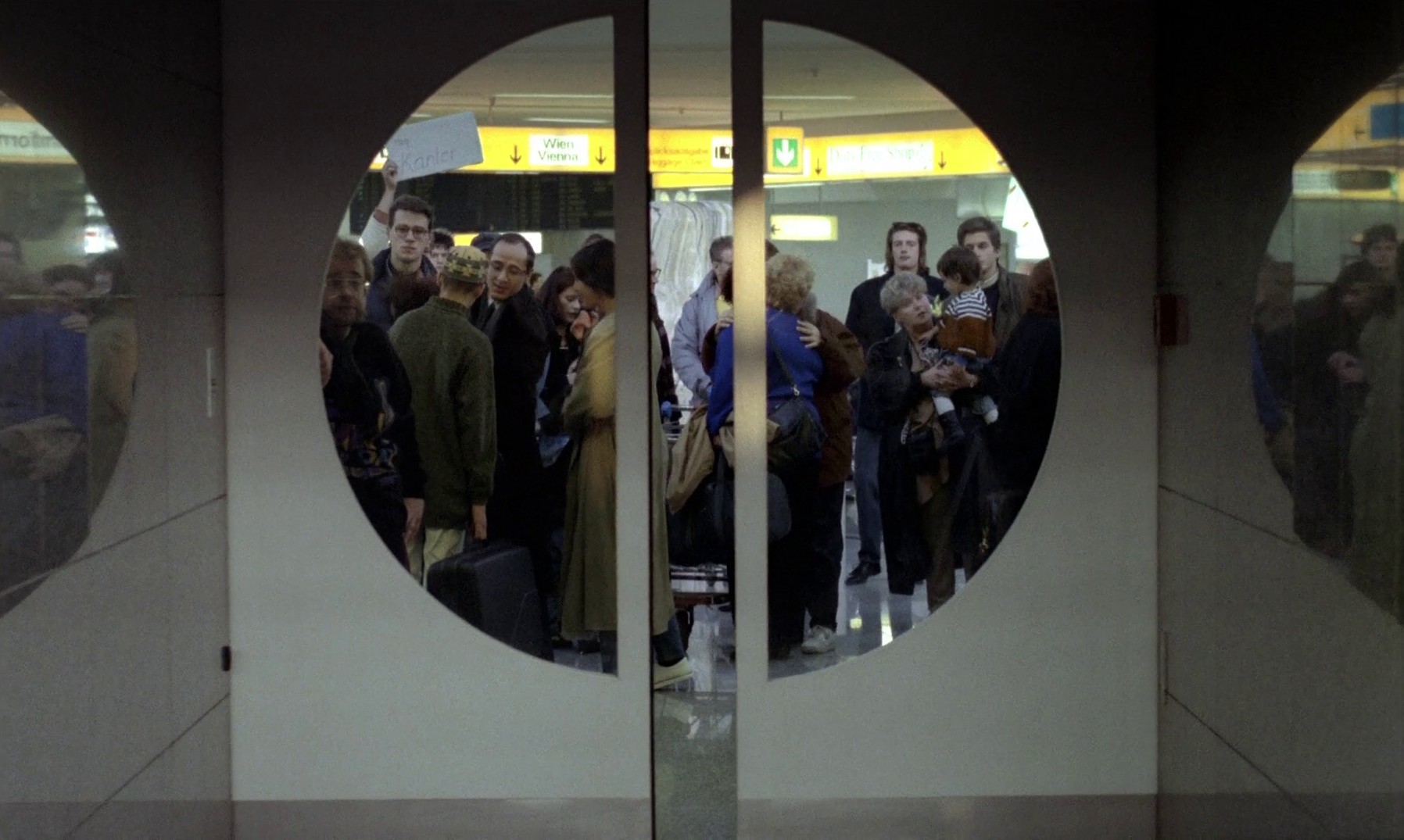 Benny's Video (1993) —  shot,  lighting