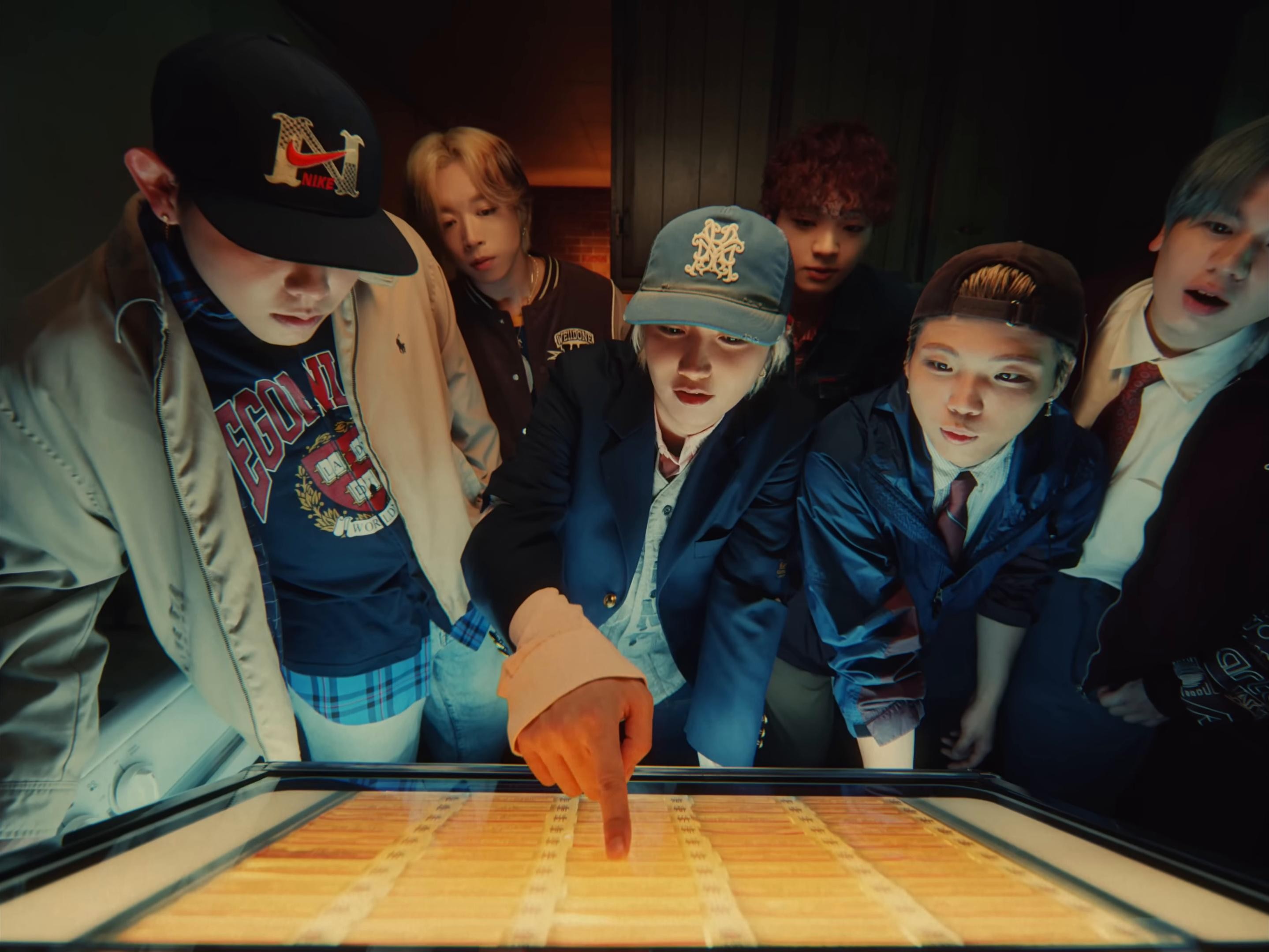 I Want You Back (2025) —  shot,  lighting