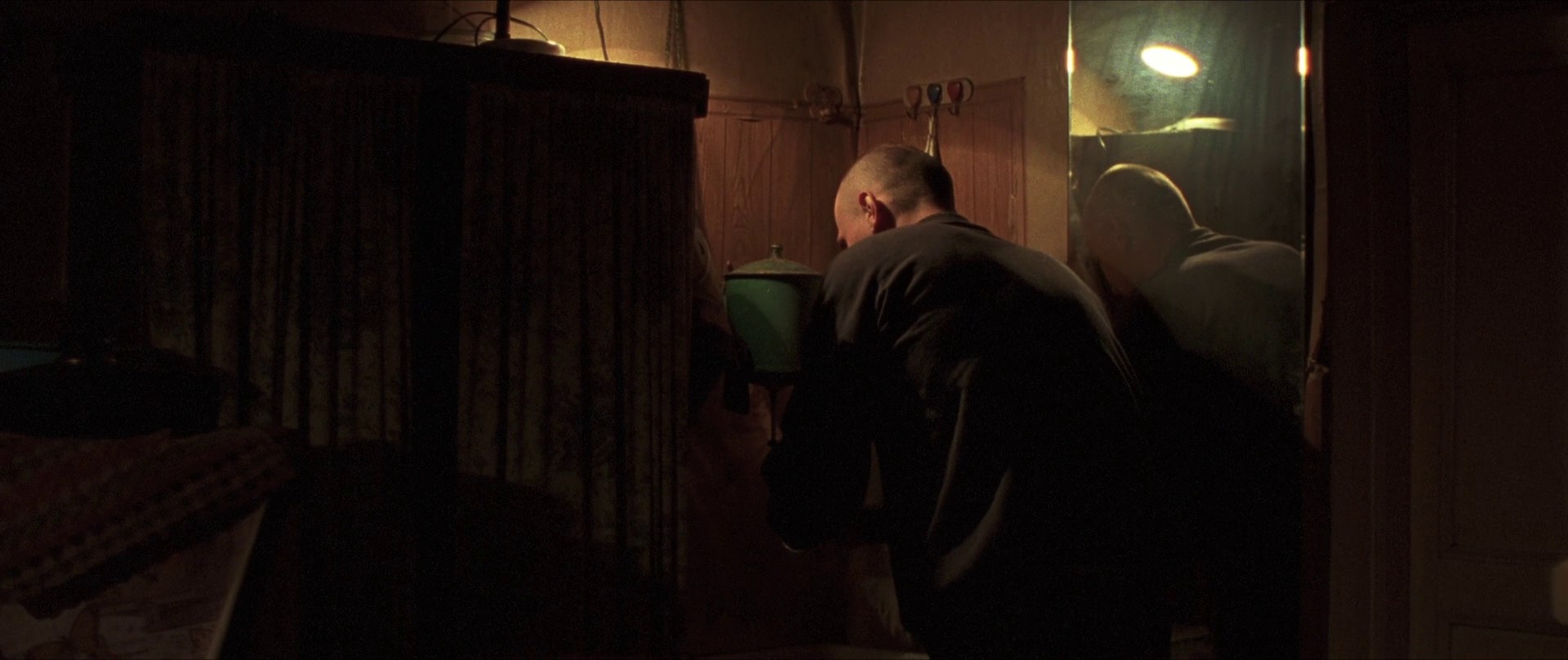 Compartment Number 6 (2021) —  shot,  lighting