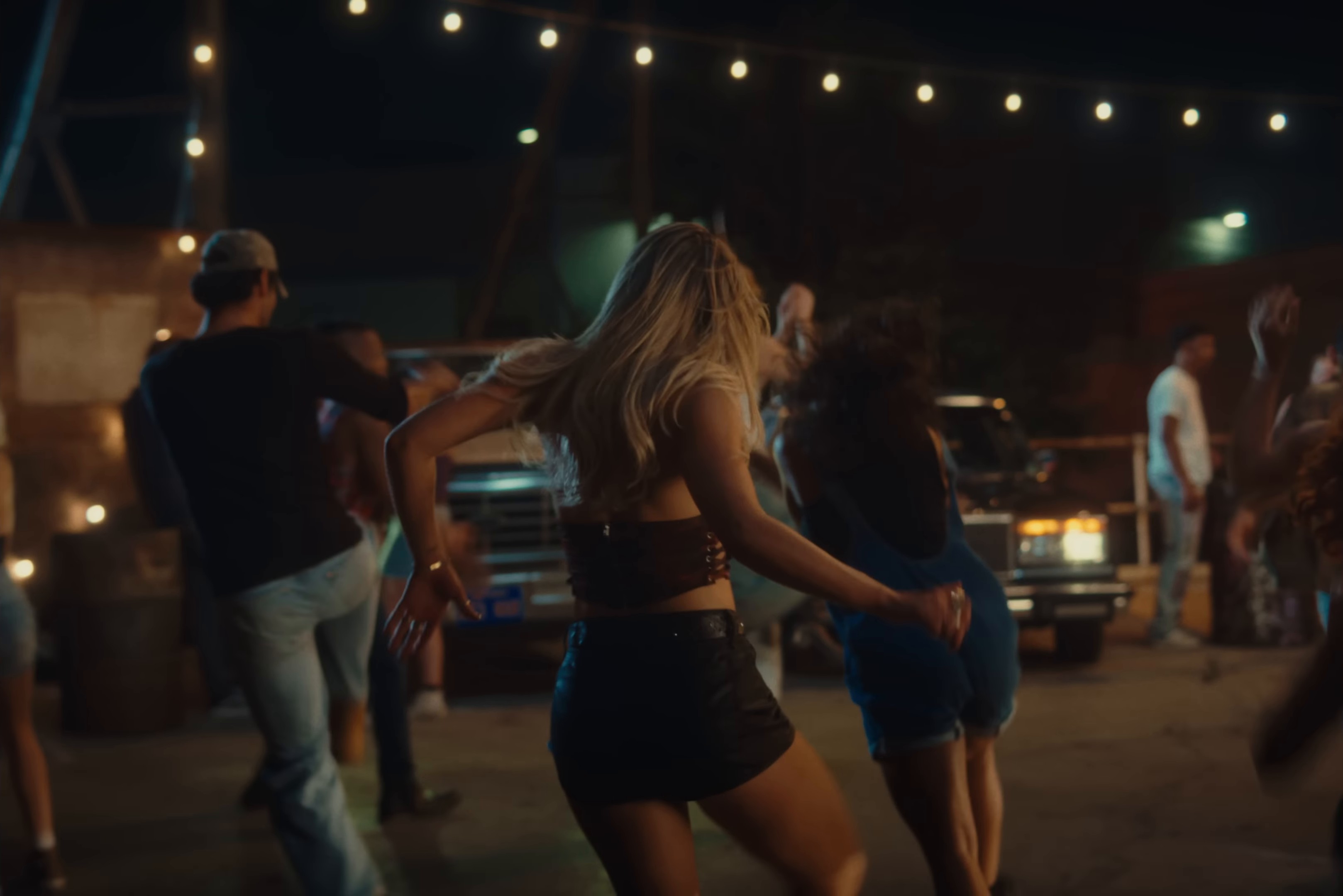 Didn't I (2024) —  shot,  lighting