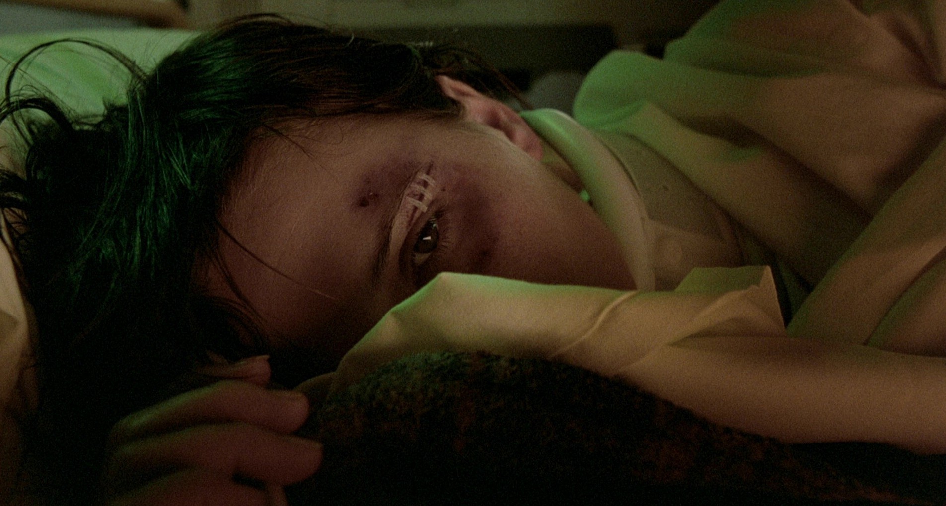 Three Colors: Blue (1993) —  shot,  lighting