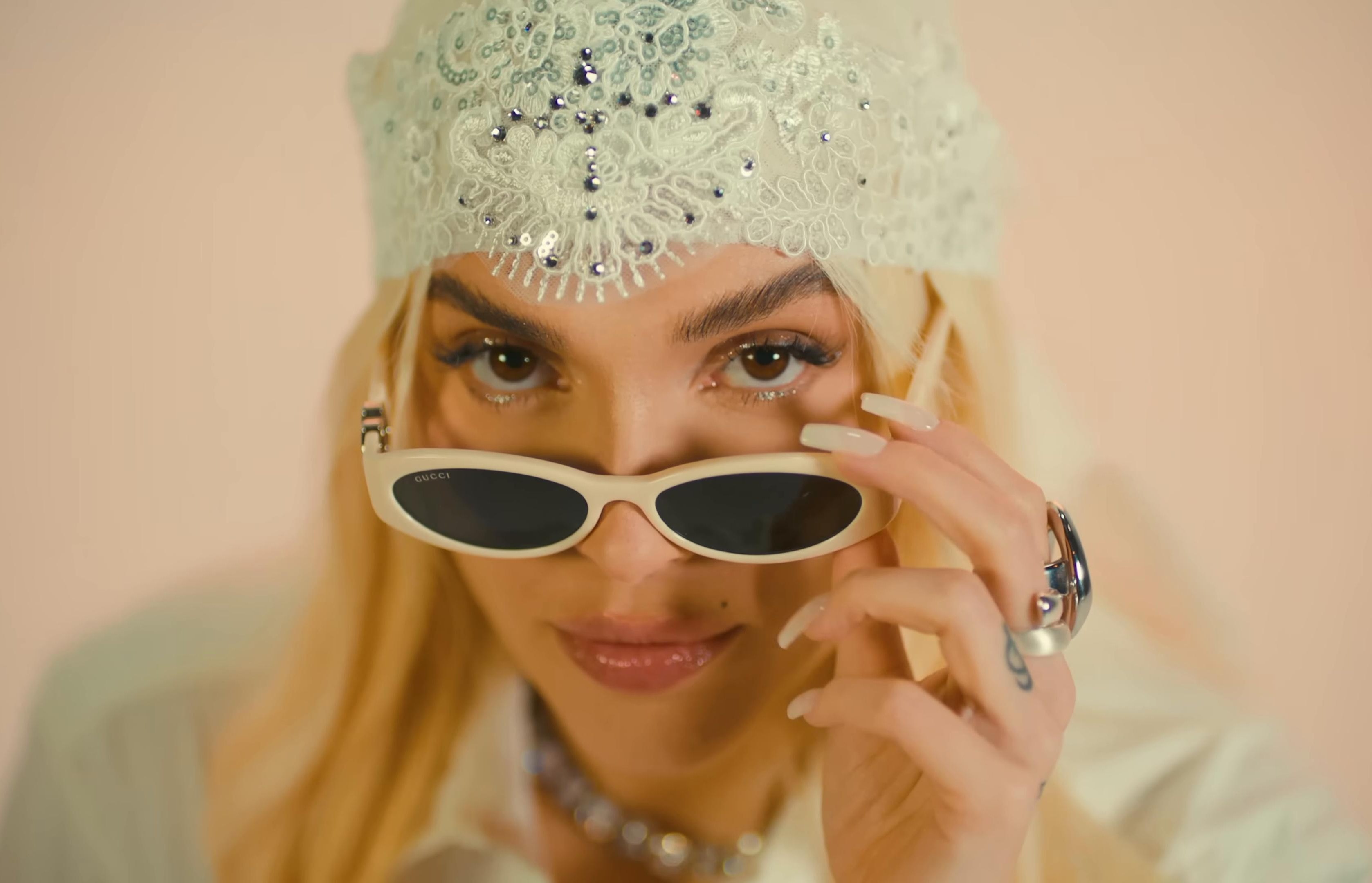 Pa' Qué Volviste? (2024) —  shot,  lighting